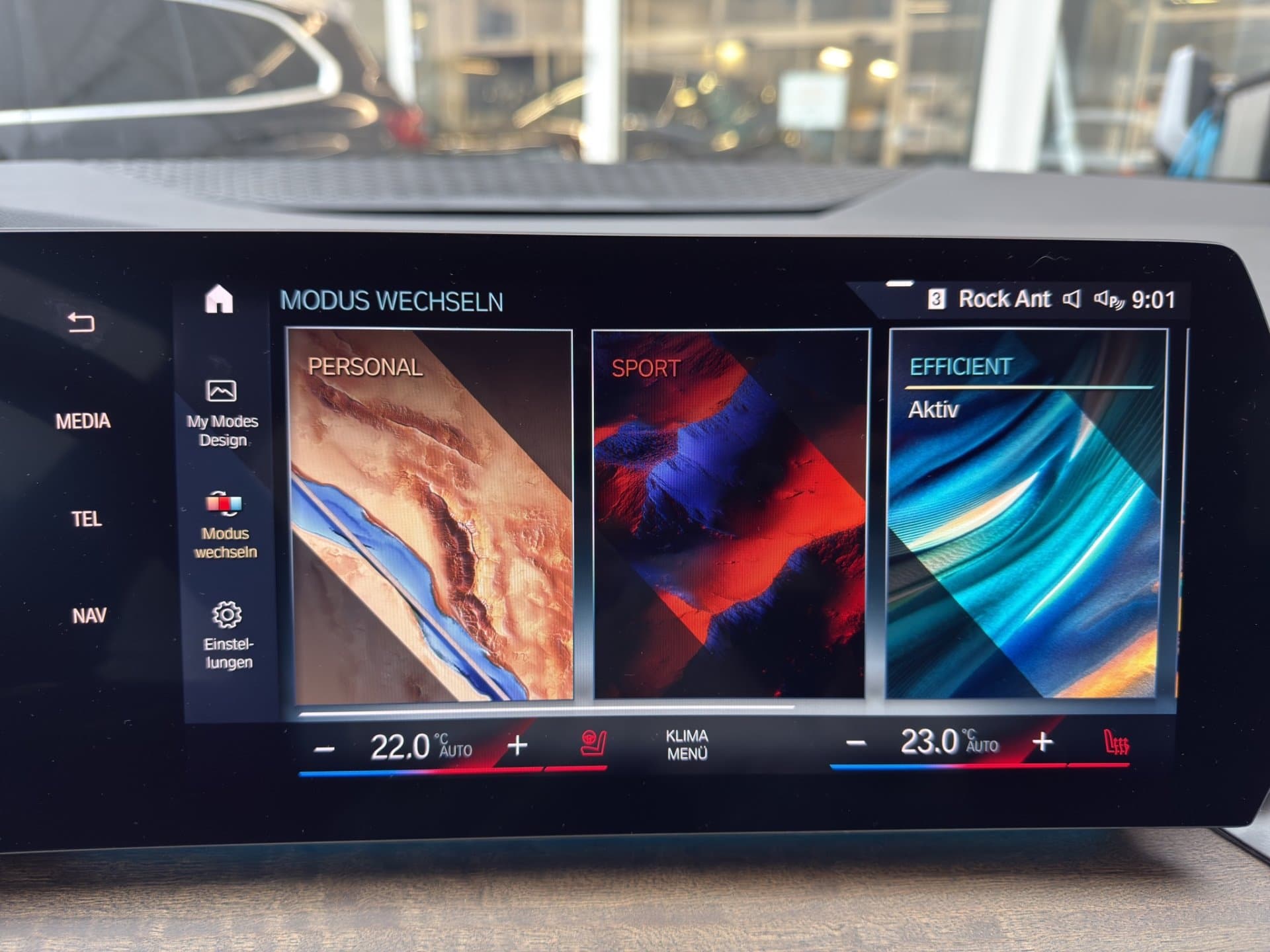 BMW 218d - Thumbnail 26