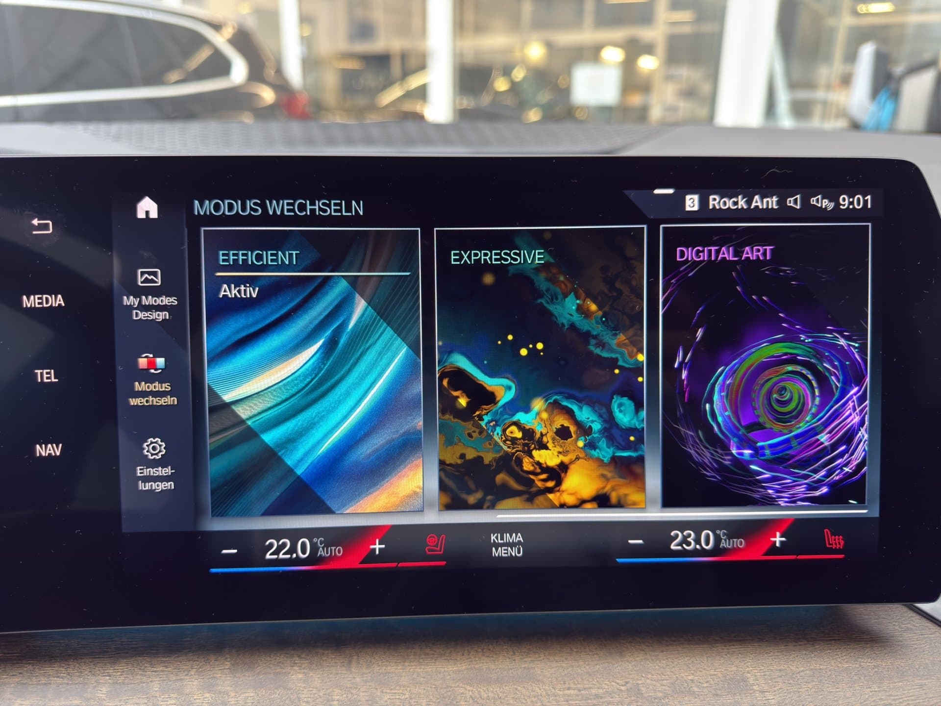 BMW 218d - Thumbnail 27