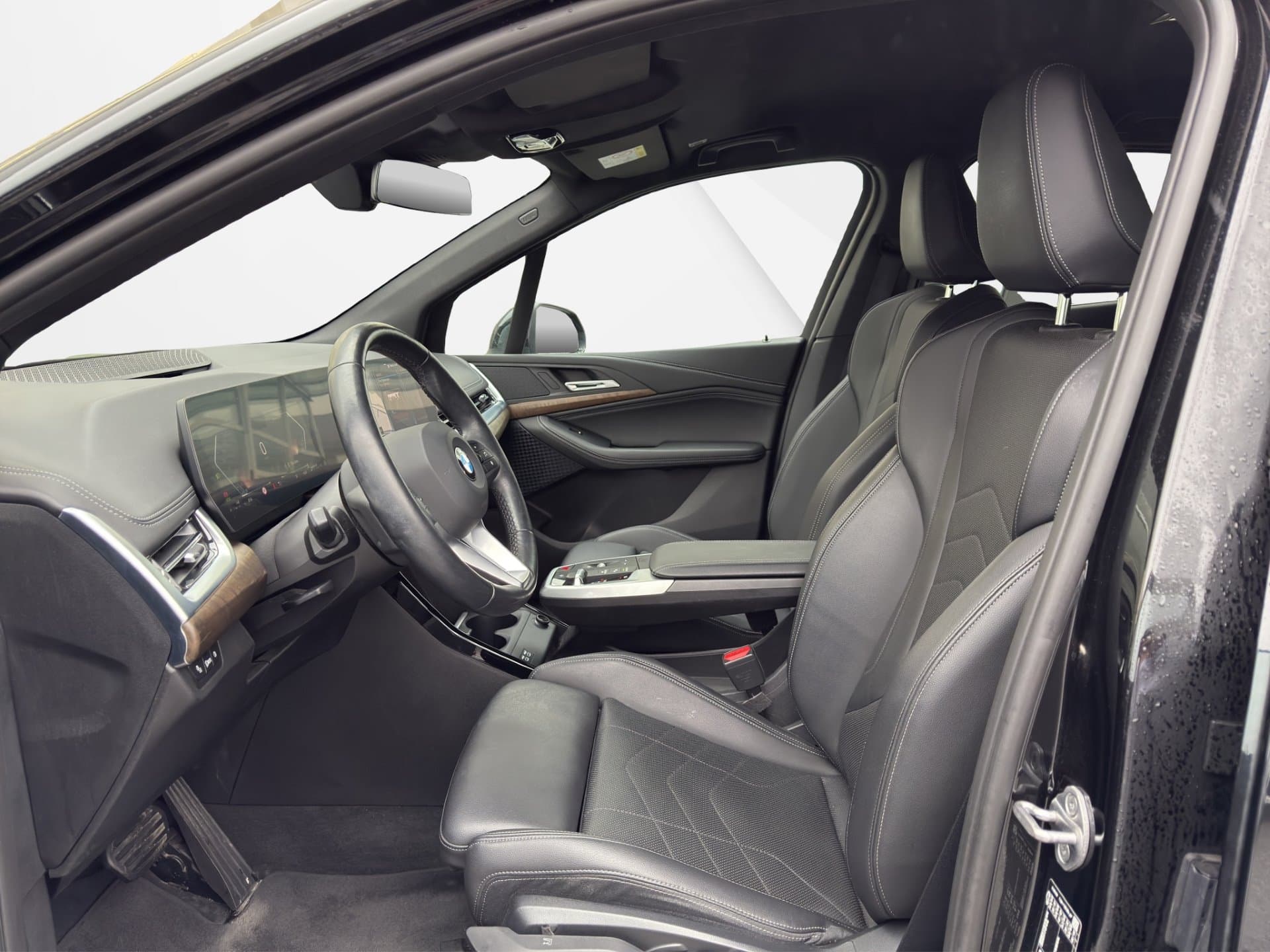 BMW 218d - Thumbnail 9