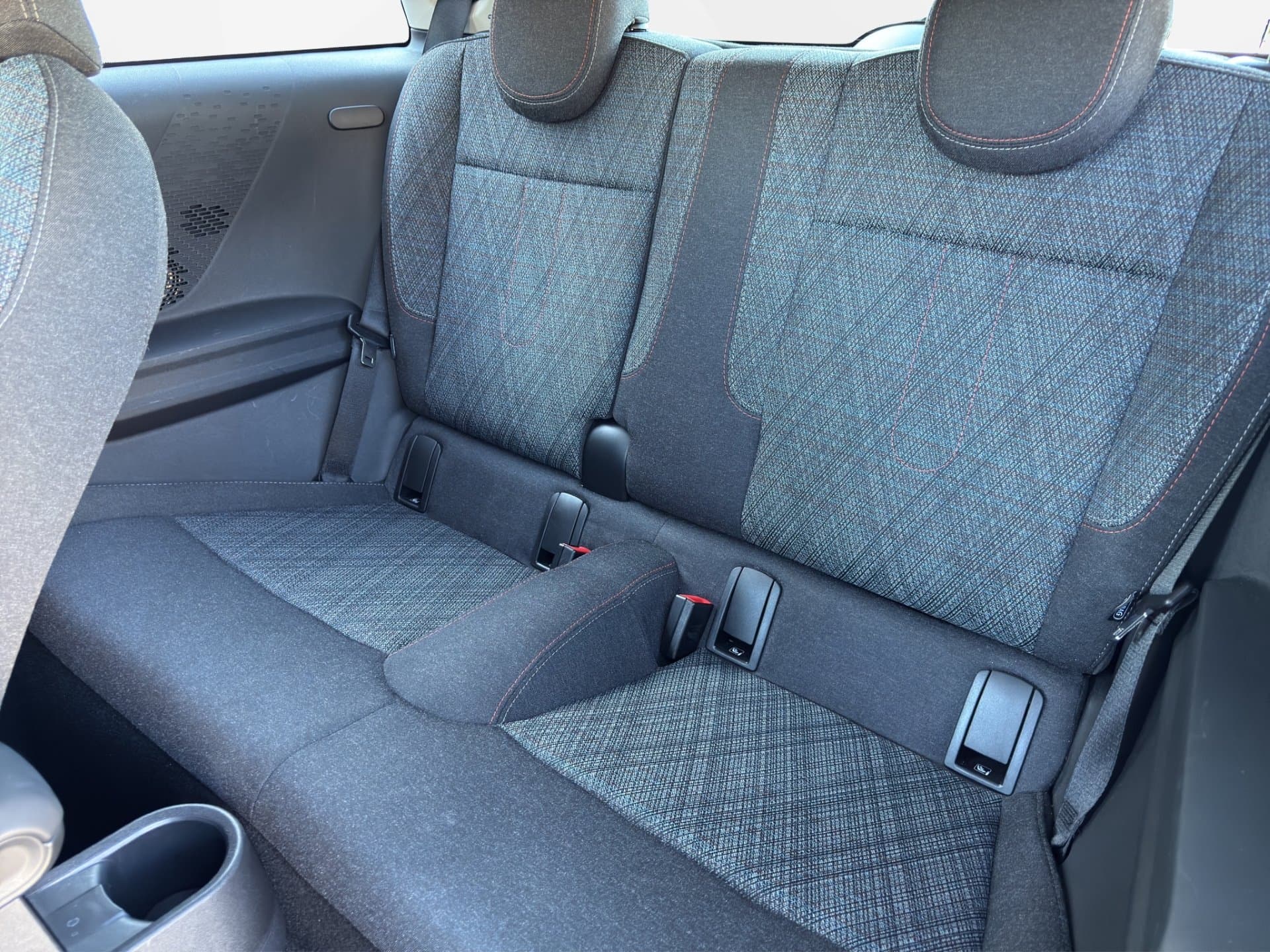 MINI Cooper C - Thumbnail 11