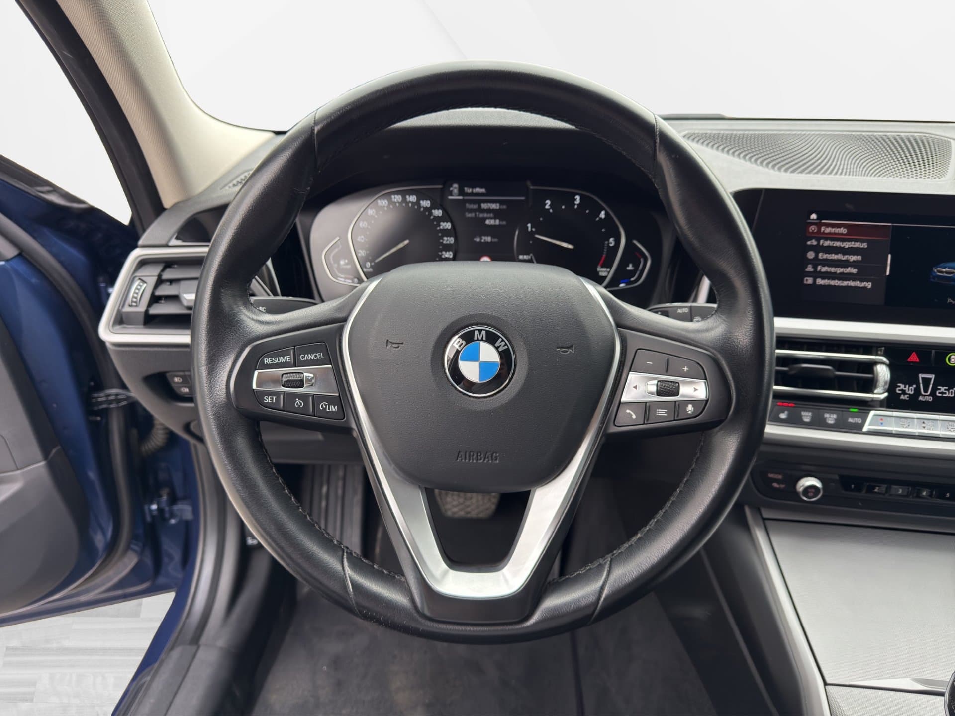 BMW 320d xDrive - Thumbnail 15