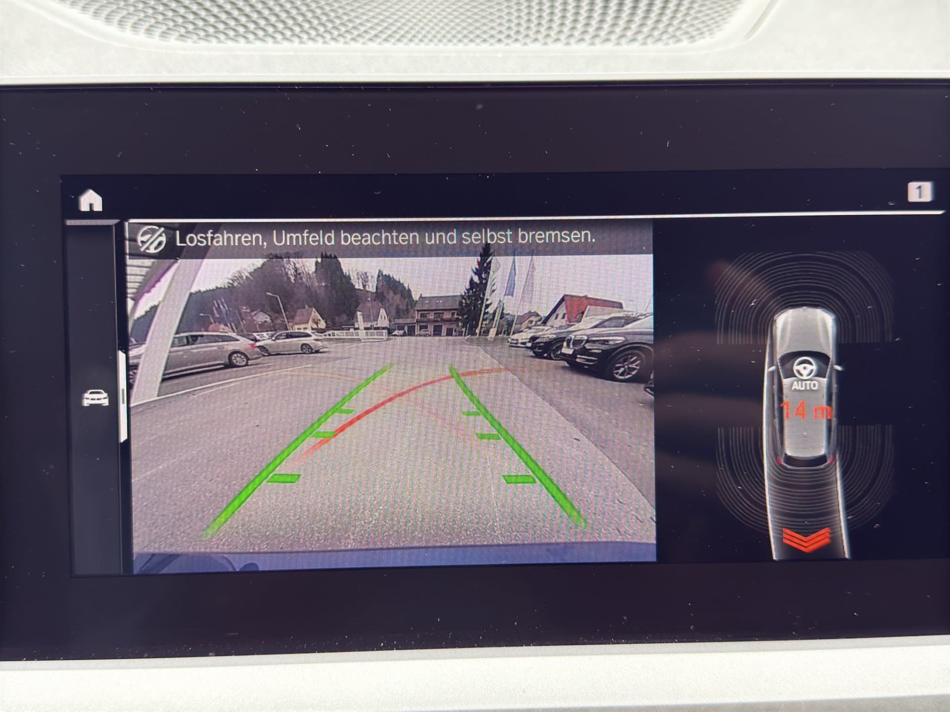 BMW 320d xDrive - Thumbnail 23