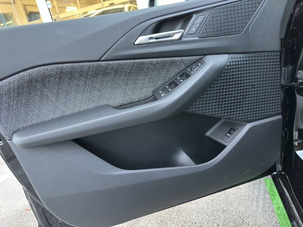 BMW 225e xDrive - Thumbnail 14