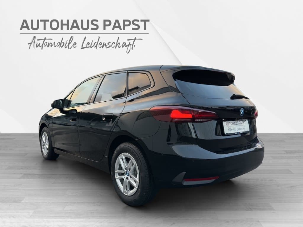 BMW 225e xDrive - Thumbnail 3