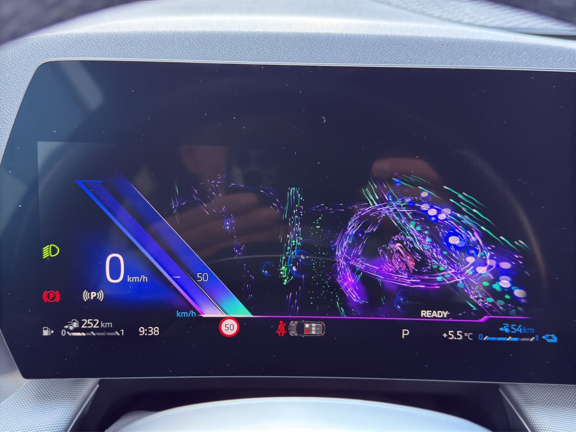 BMW 225e xDrive - Thumbnail 19