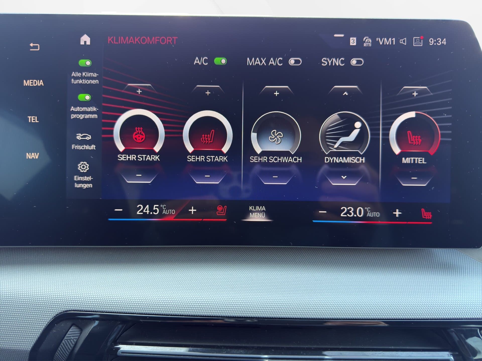 BMW 225e xDrive - Thumbnail 21