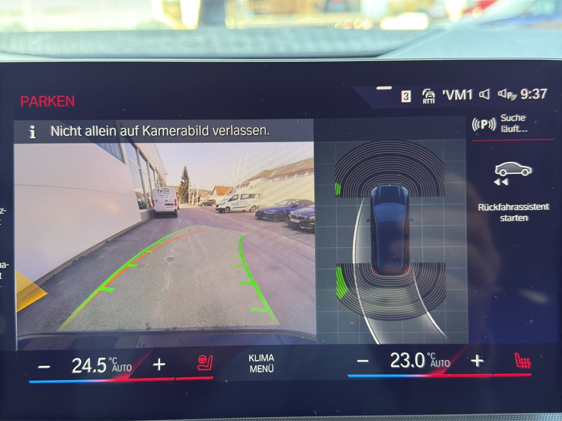 BMW 225e xDrive - Thumbnail 23