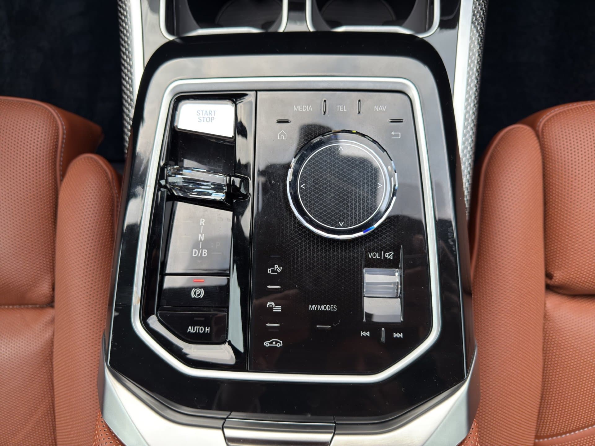 BMW i7 xDrive60 - Thumbnail 14