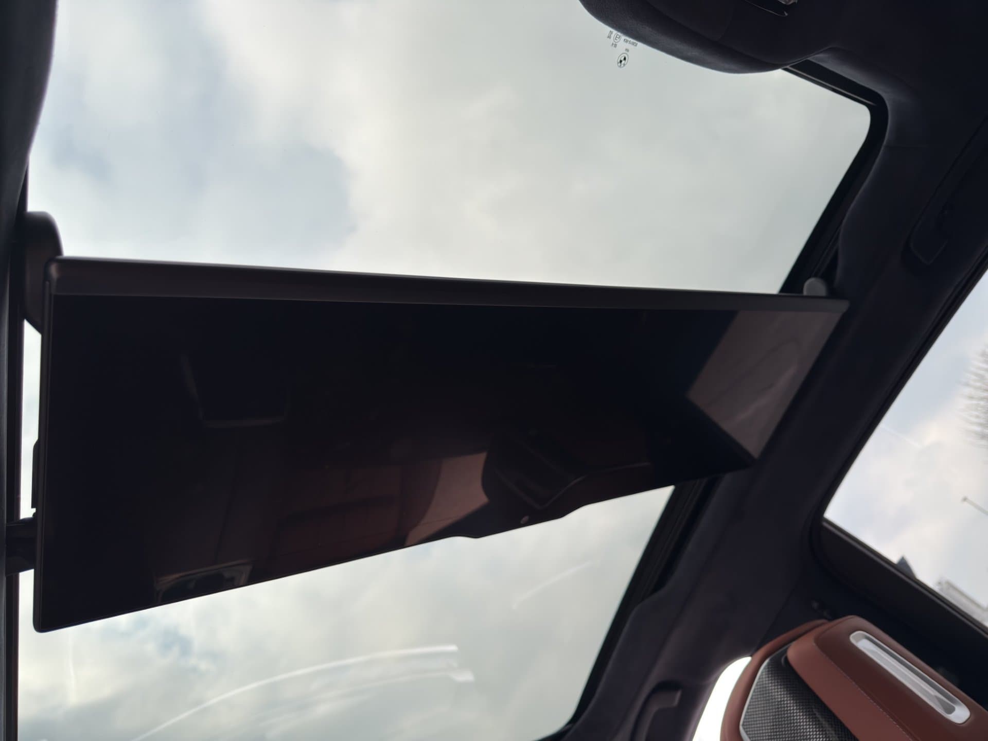 BMW i7 xDrive60 - Thumbnail 25