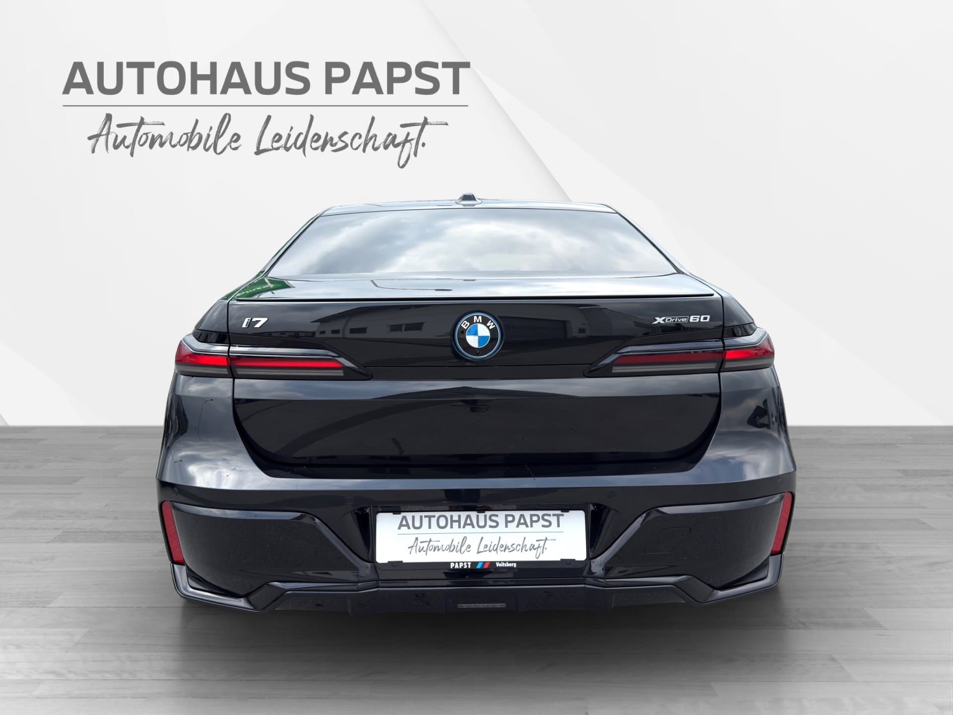 BMW i7 xDrive60 - Thumbnail 4