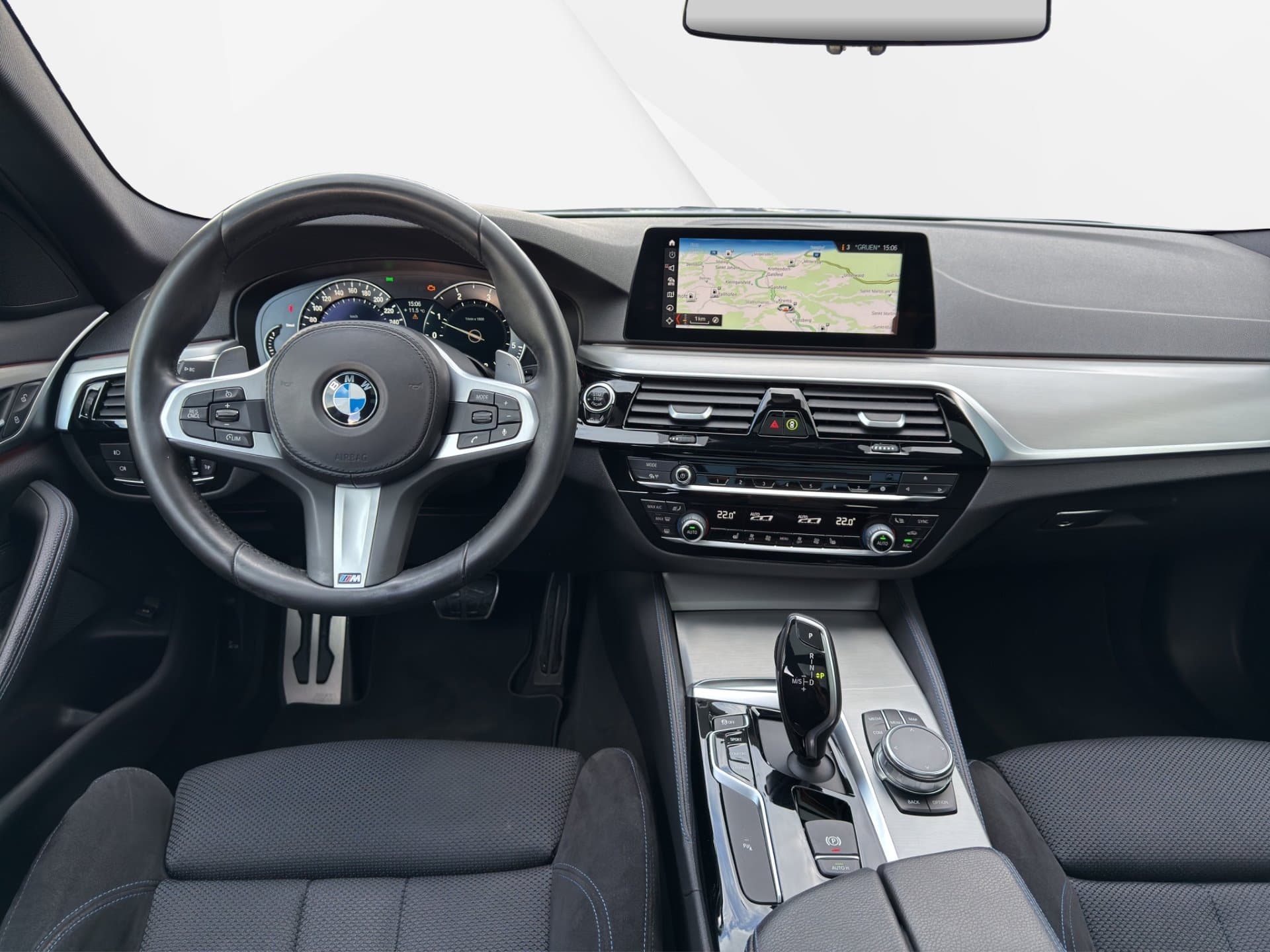 BMW 520d xDrive - Thumbnail 19