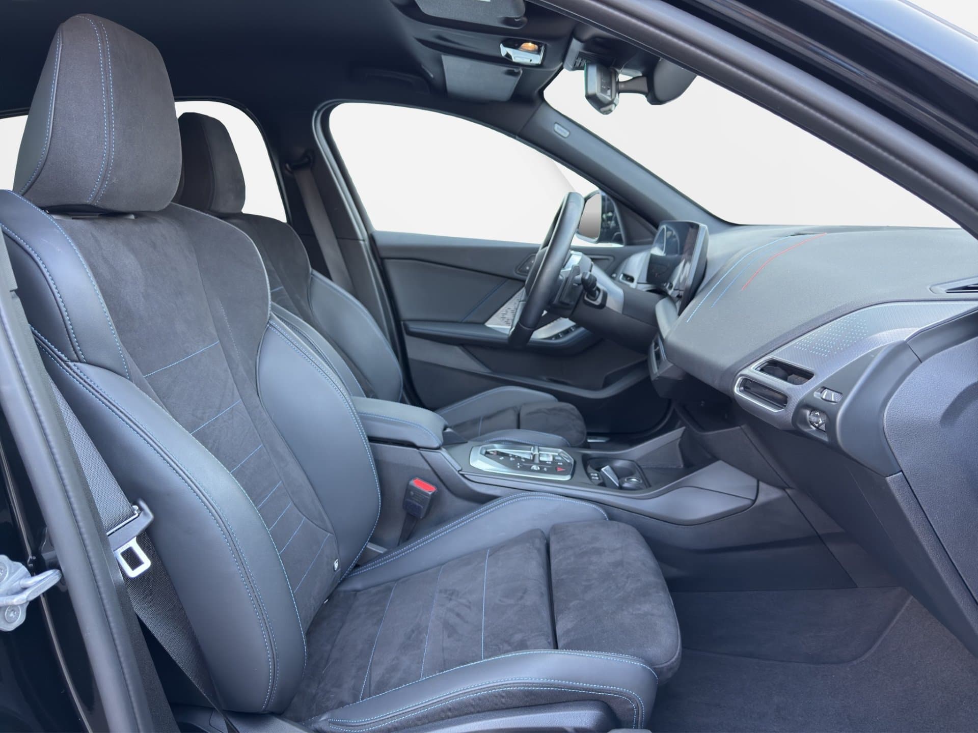 BMW 118d - Thumbnail 10