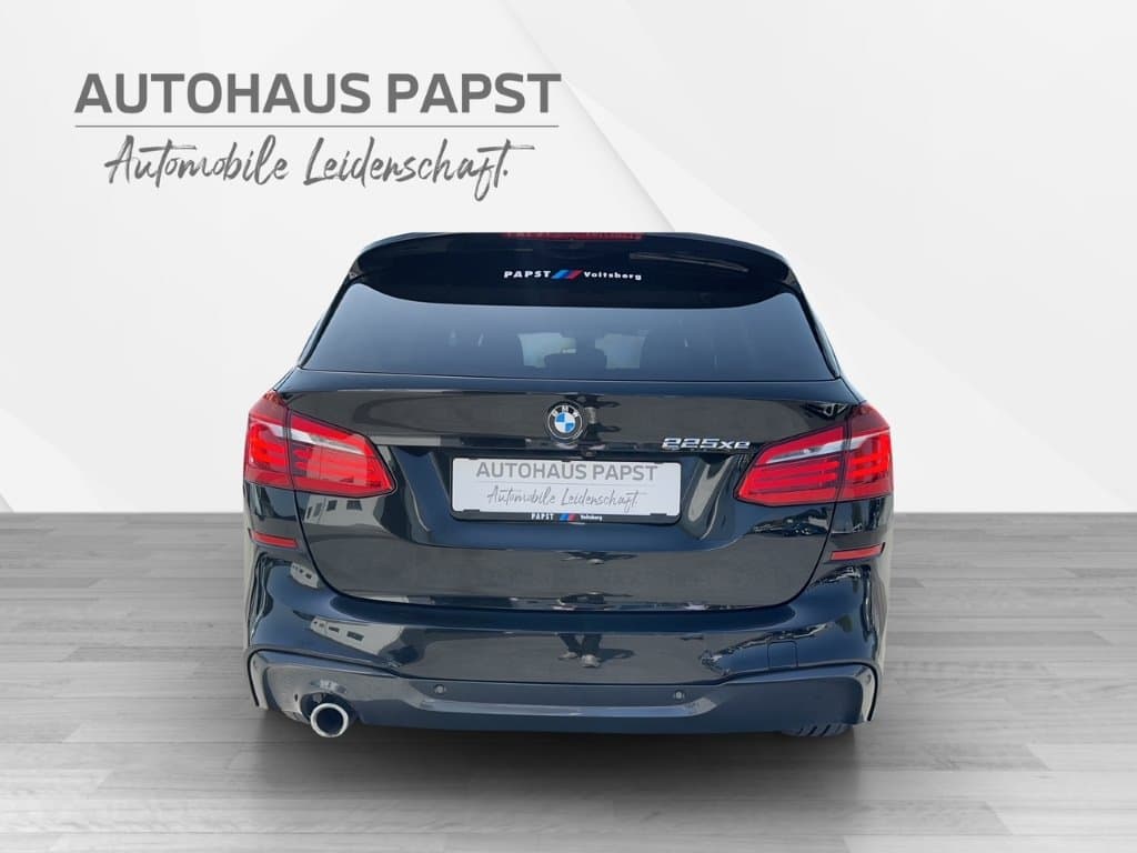 BMW 225xe - Thumbnail 4