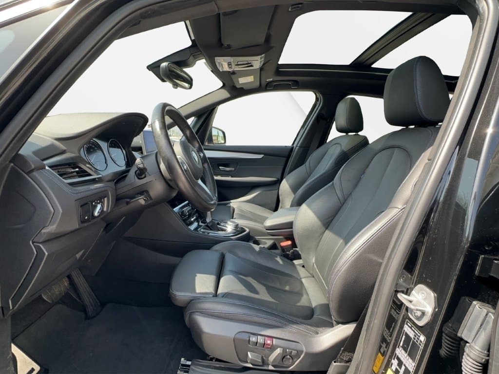 BMW 225xe - Thumbnail 10