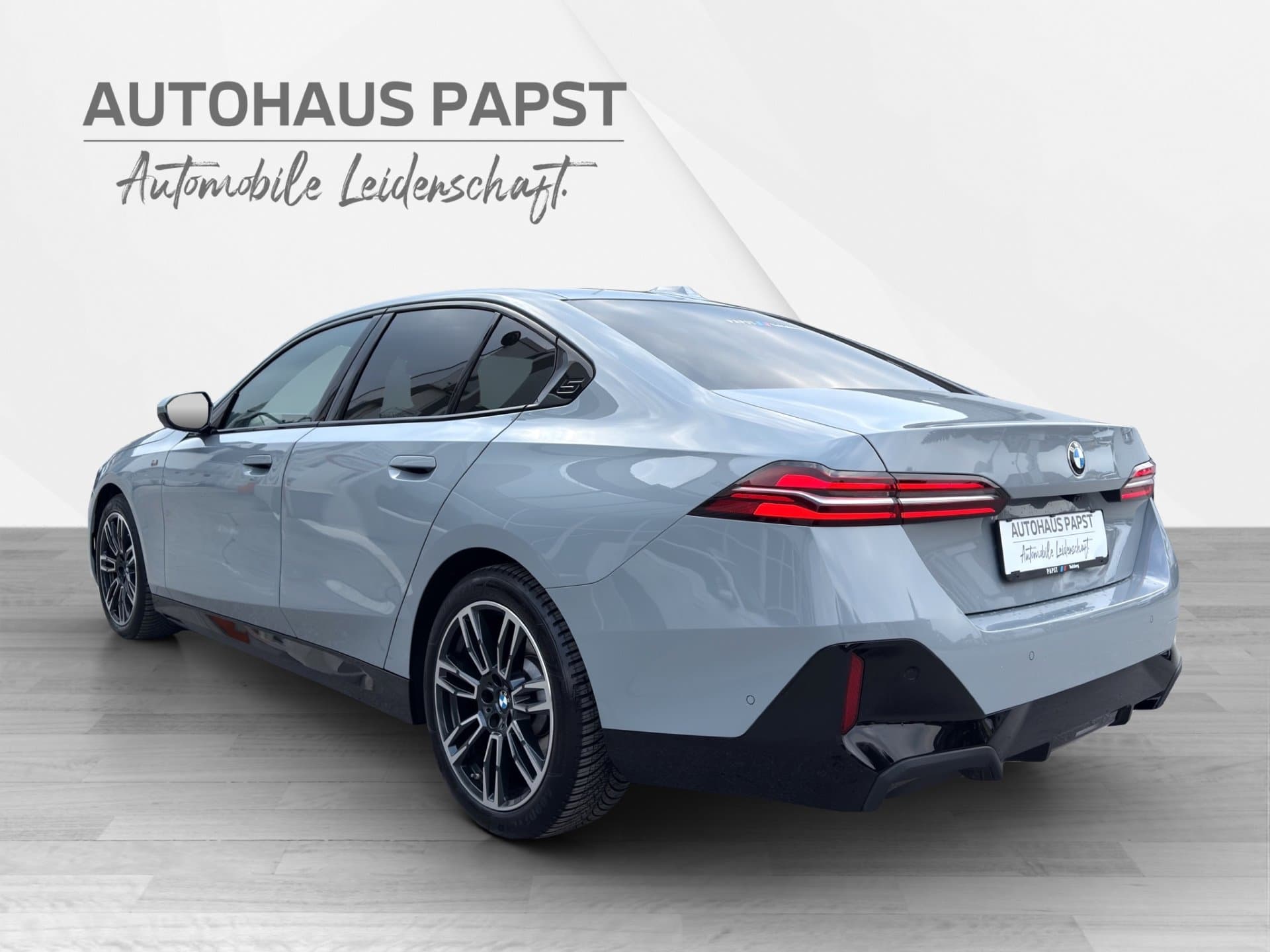 BMW 520d xDrive - Thumbnail 3