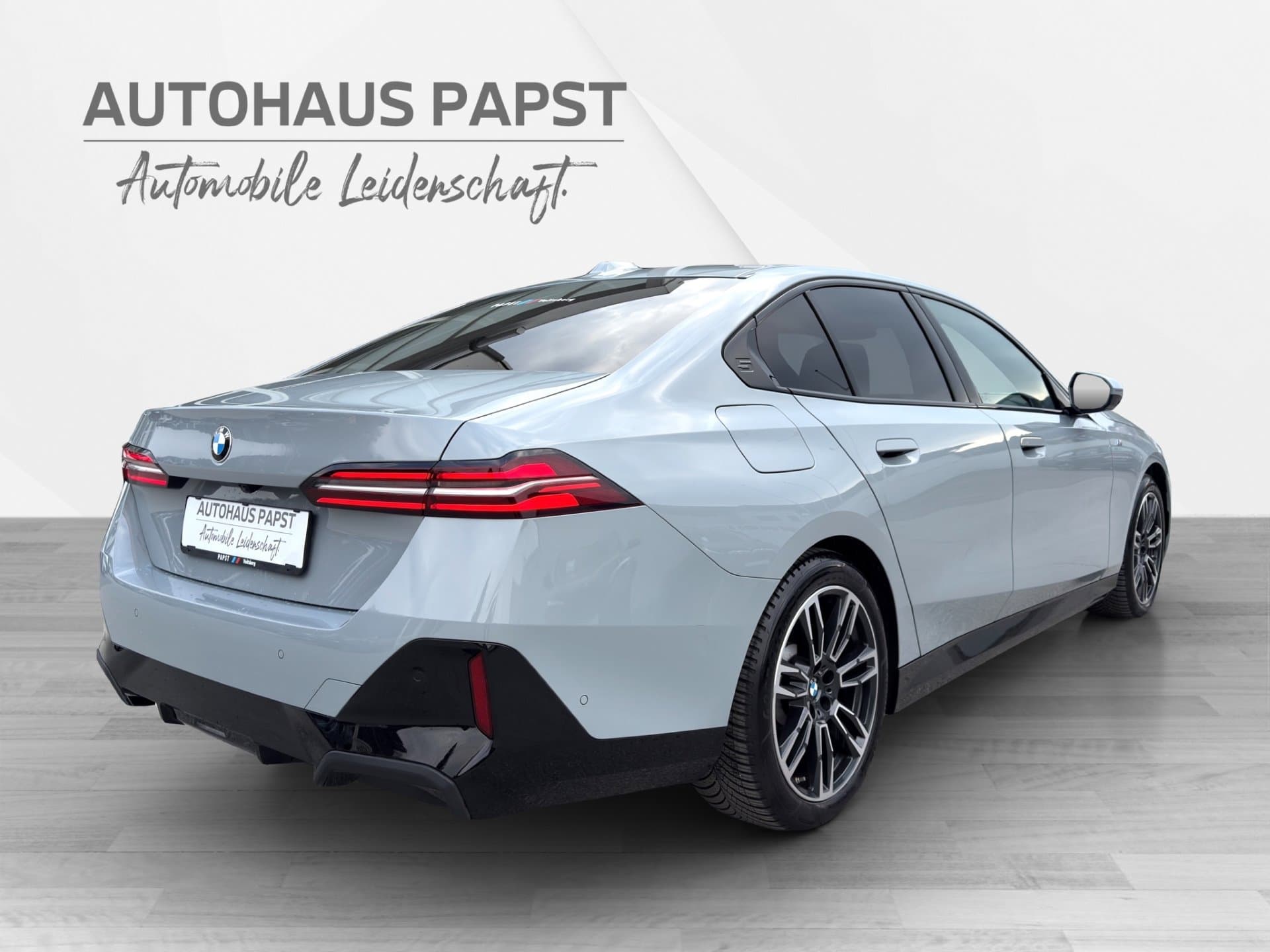 BMW 520d xDrive - Thumbnail 5