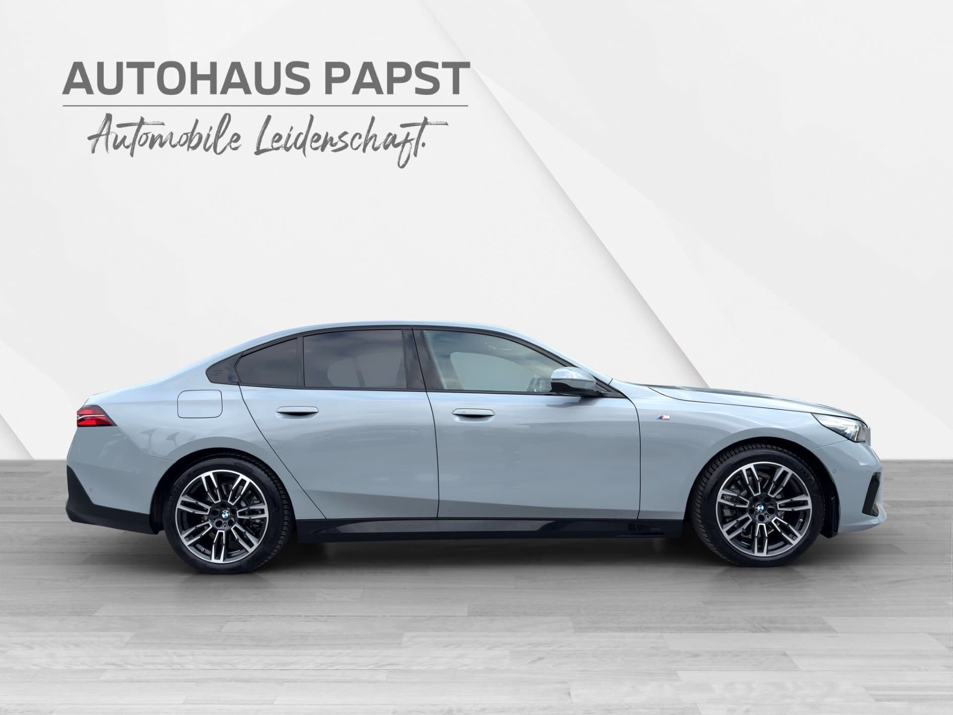 BMW 520d xDrive - Thumbnail 6