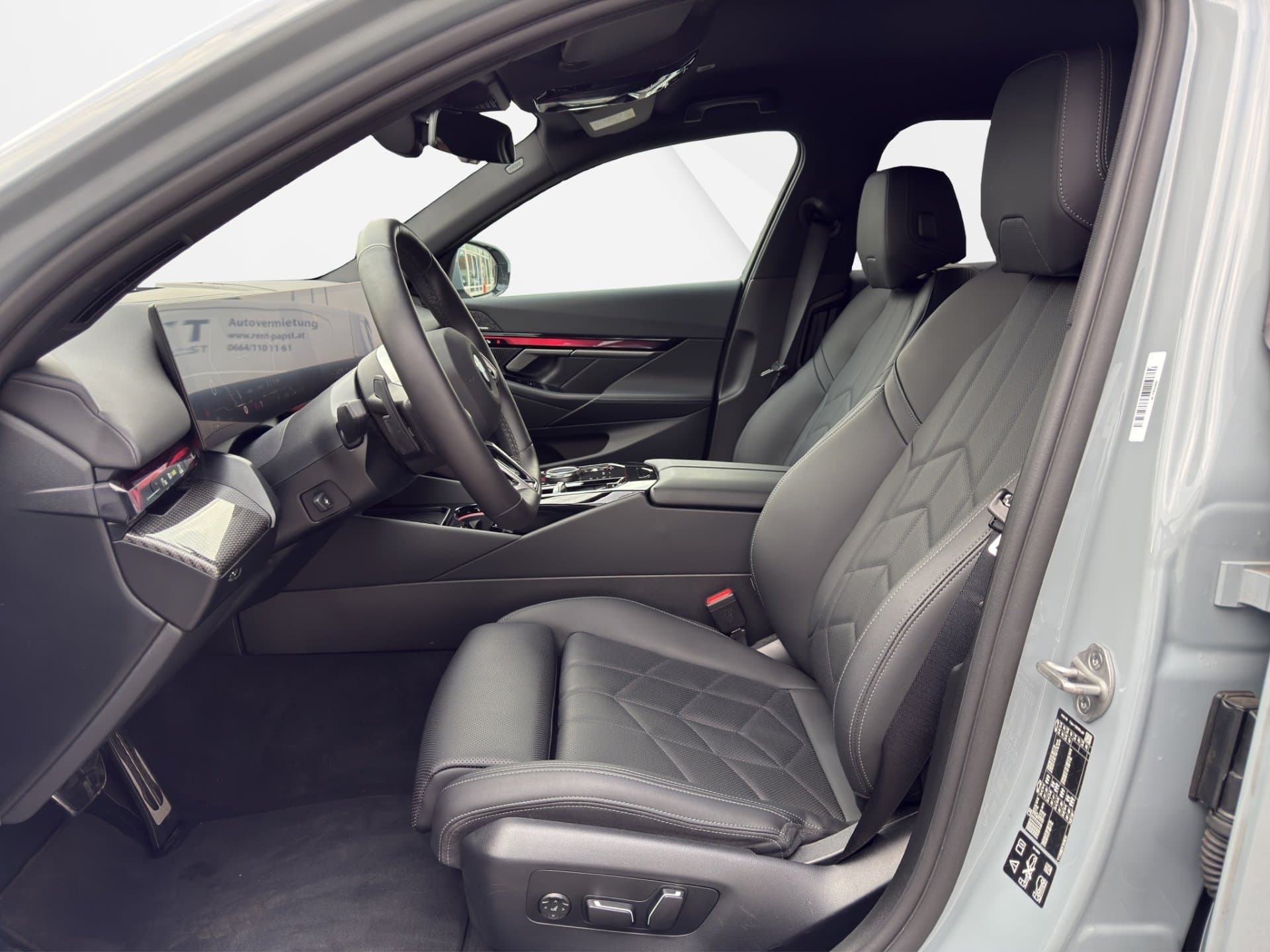 BMW 520d xDrive - Thumbnail 9