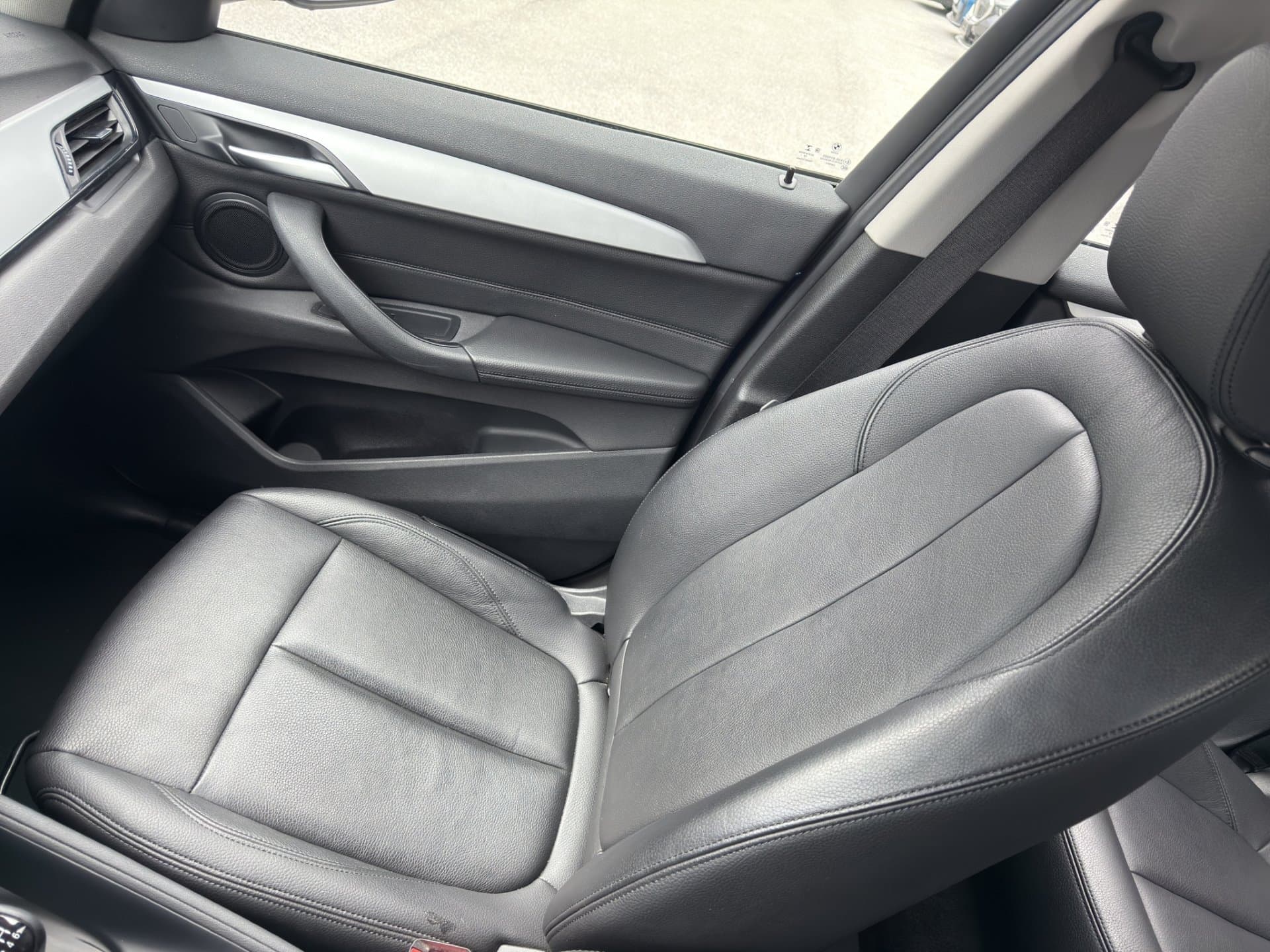 BMW X1 sDrive16d - Thumbnail 13