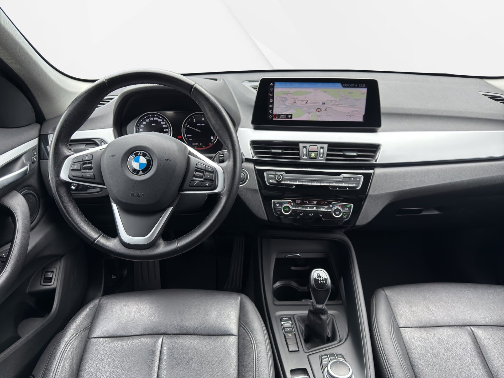 BMW X1 sDrive16d - Thumbnail 16