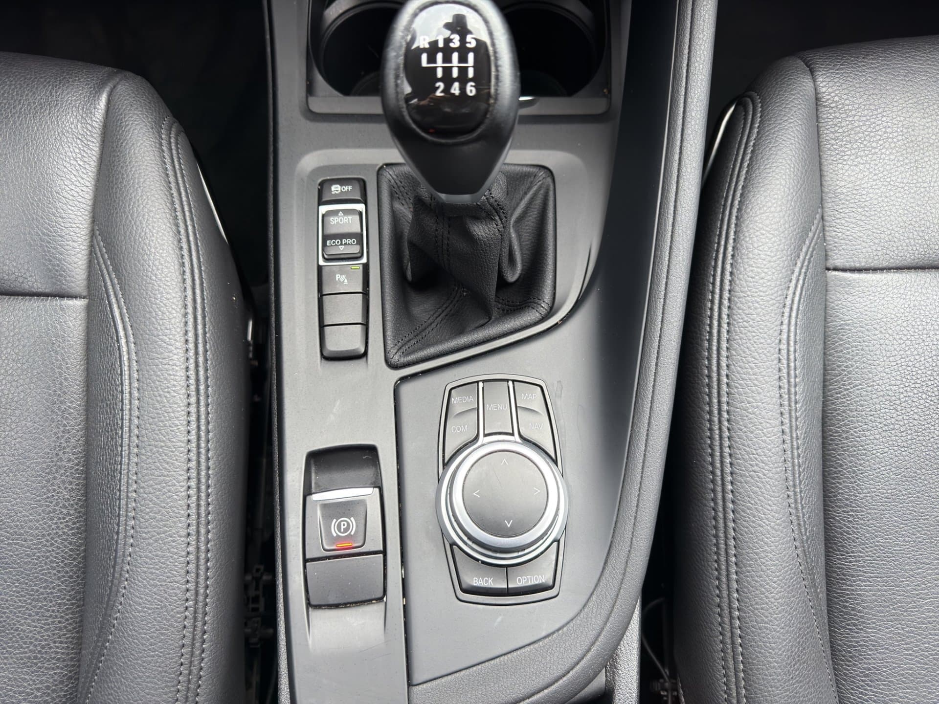 BMW X1 sDrive16d - Thumbnail 21