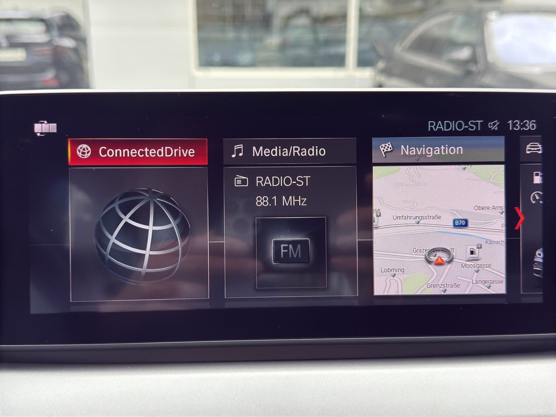 BMW X1 sDrive16d - Thumbnail 25