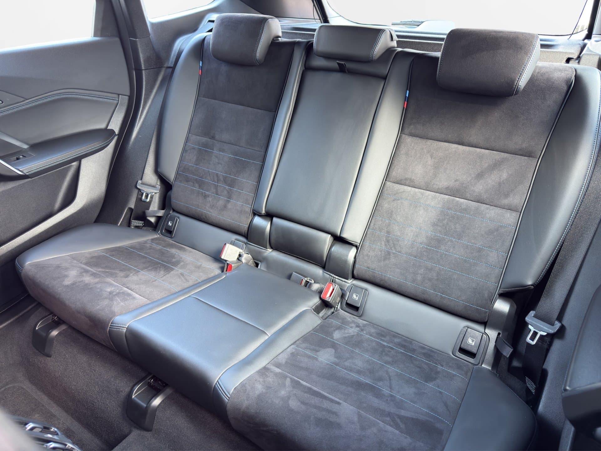 BMW X1 sDrive18i - Thumbnail 12