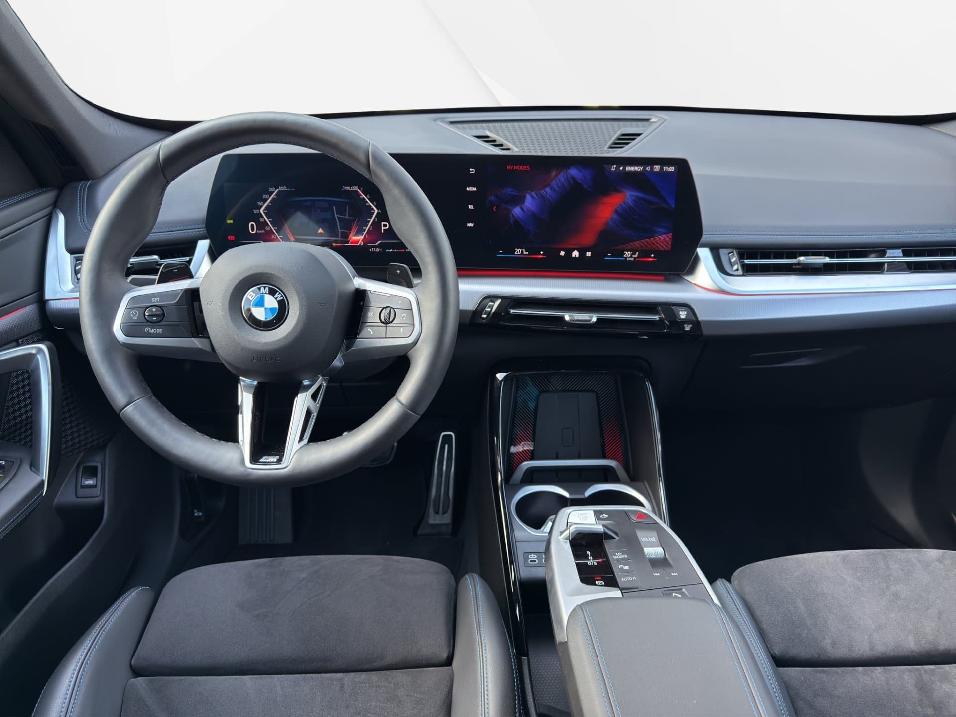 BMW X1 sDrive18i - Thumbnail 16