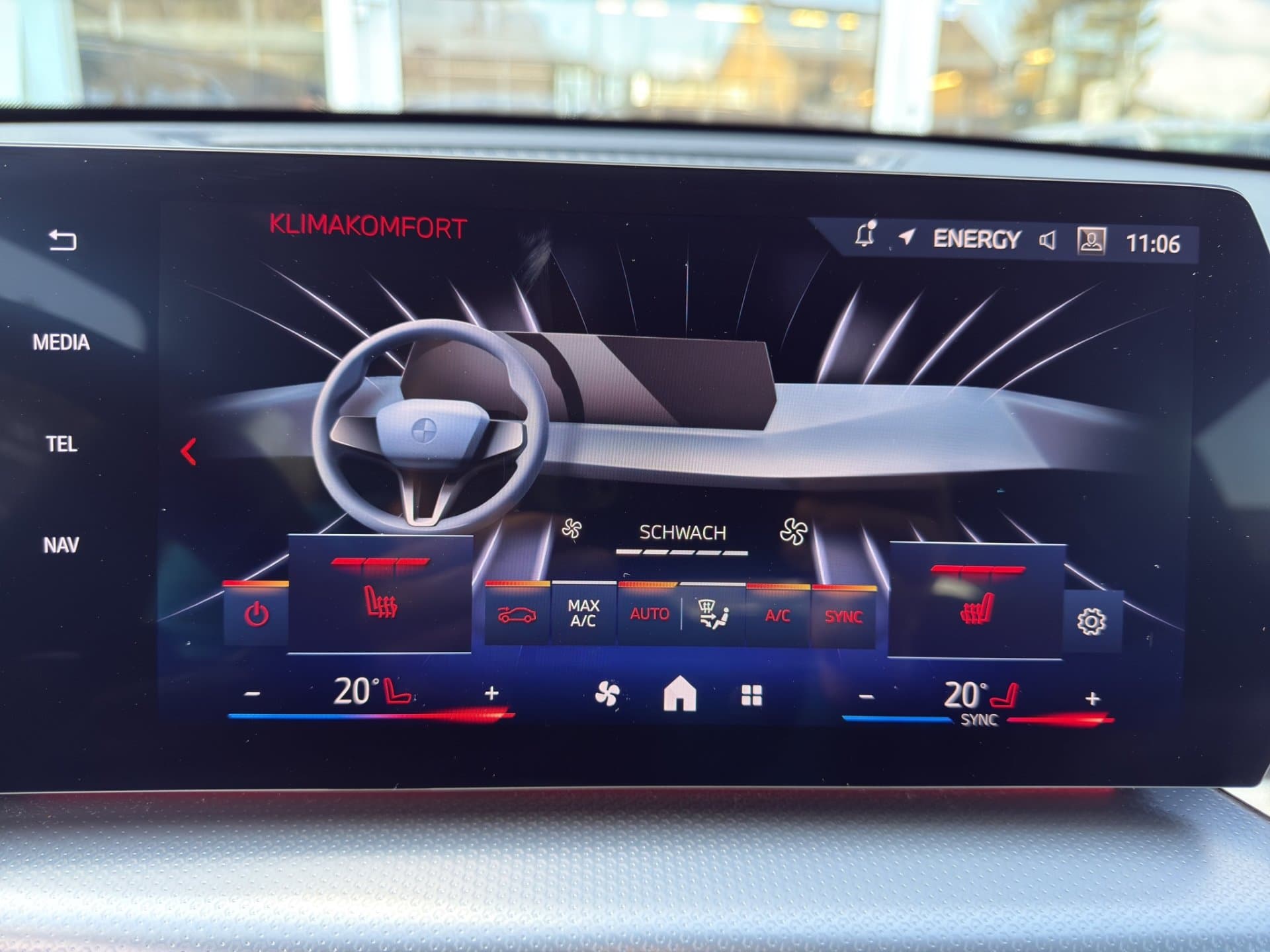 BMW X1 sDrive18i - Thumbnail 25