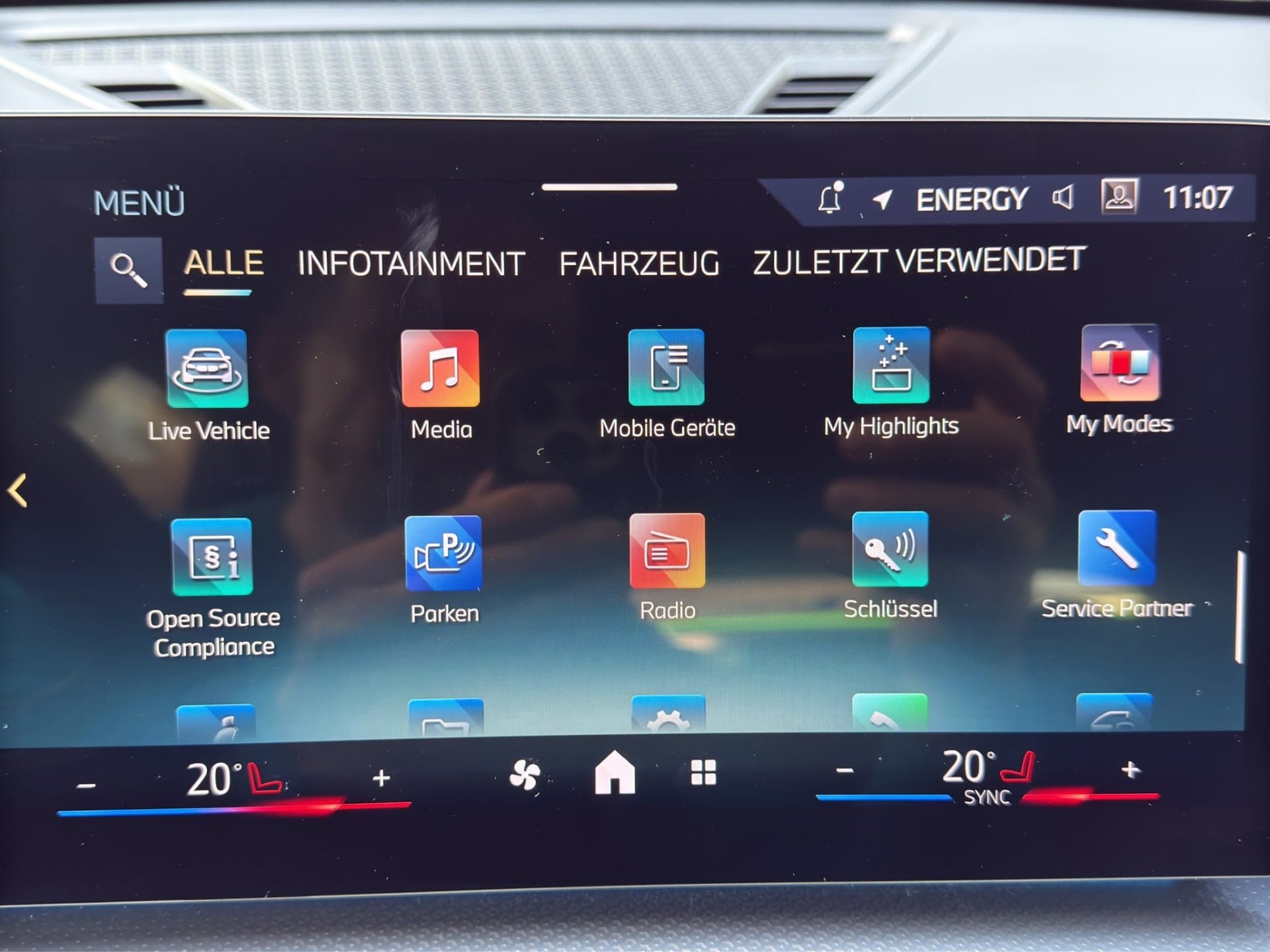 BMW X1 sDrive18i - Thumbnail 30