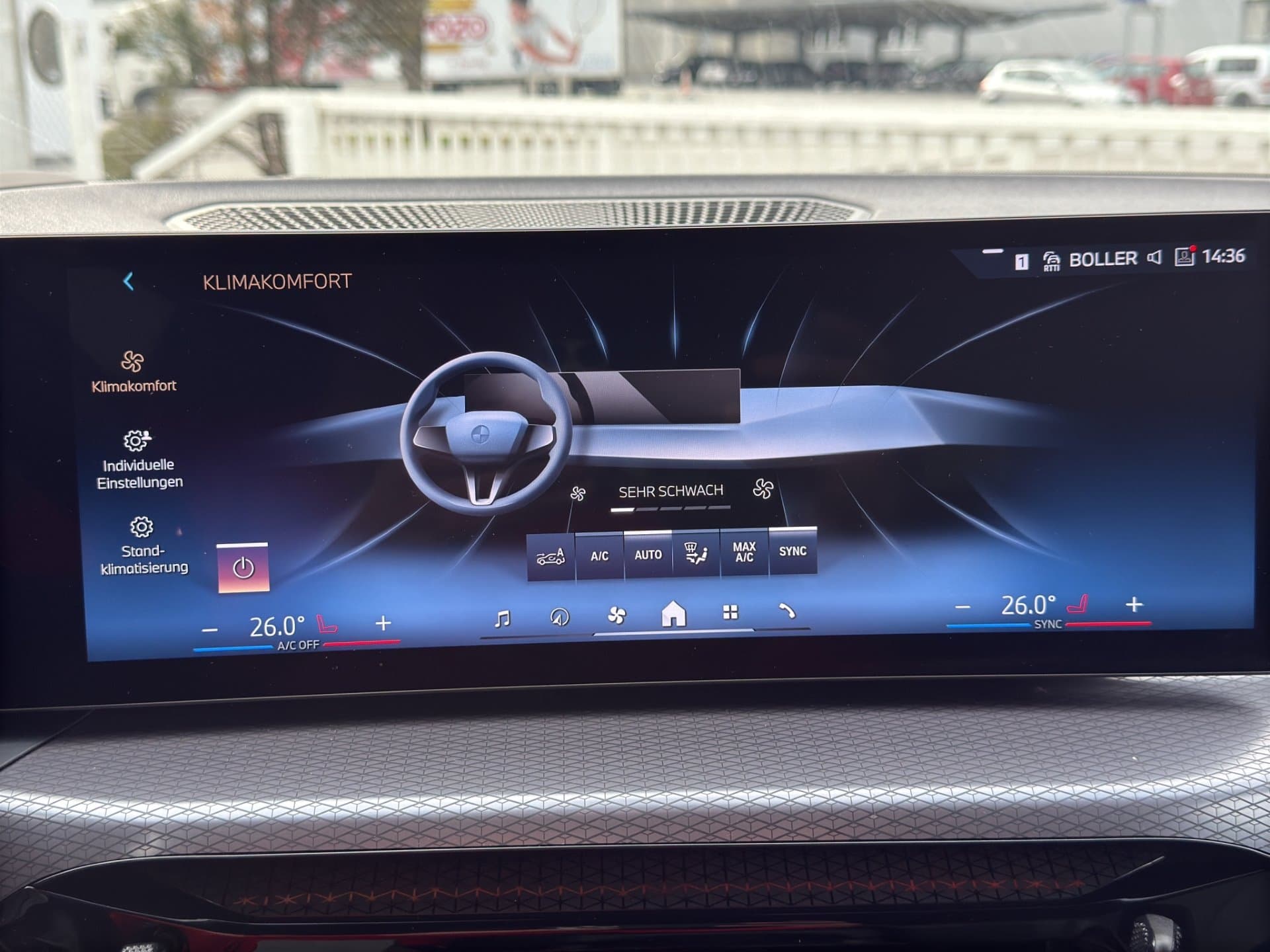 BMW 330e xDrive - Thumbnail 26