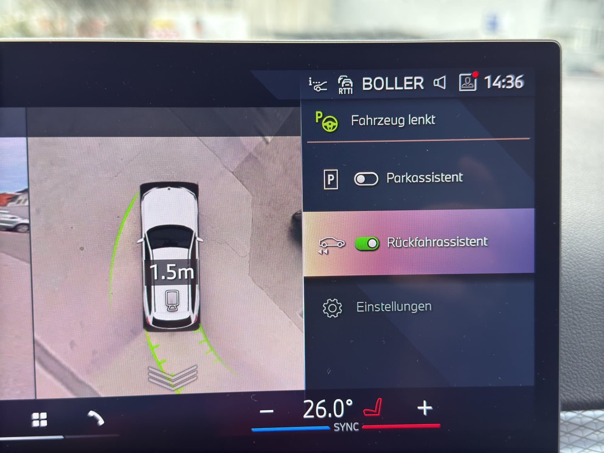 BMW 330e xDrive - Thumbnail 27