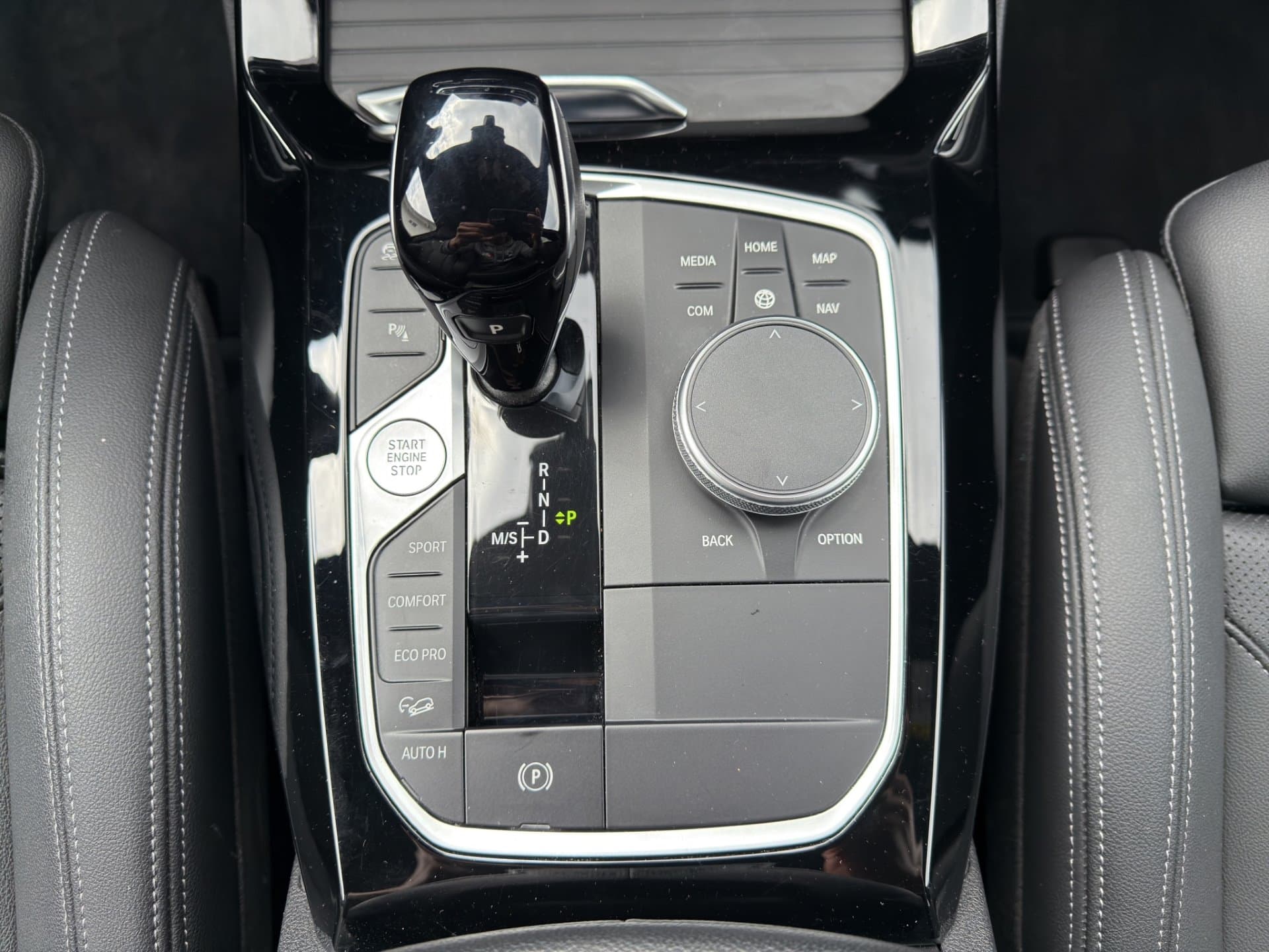 BMW X3 xDrive 20d - Thumbnail 14