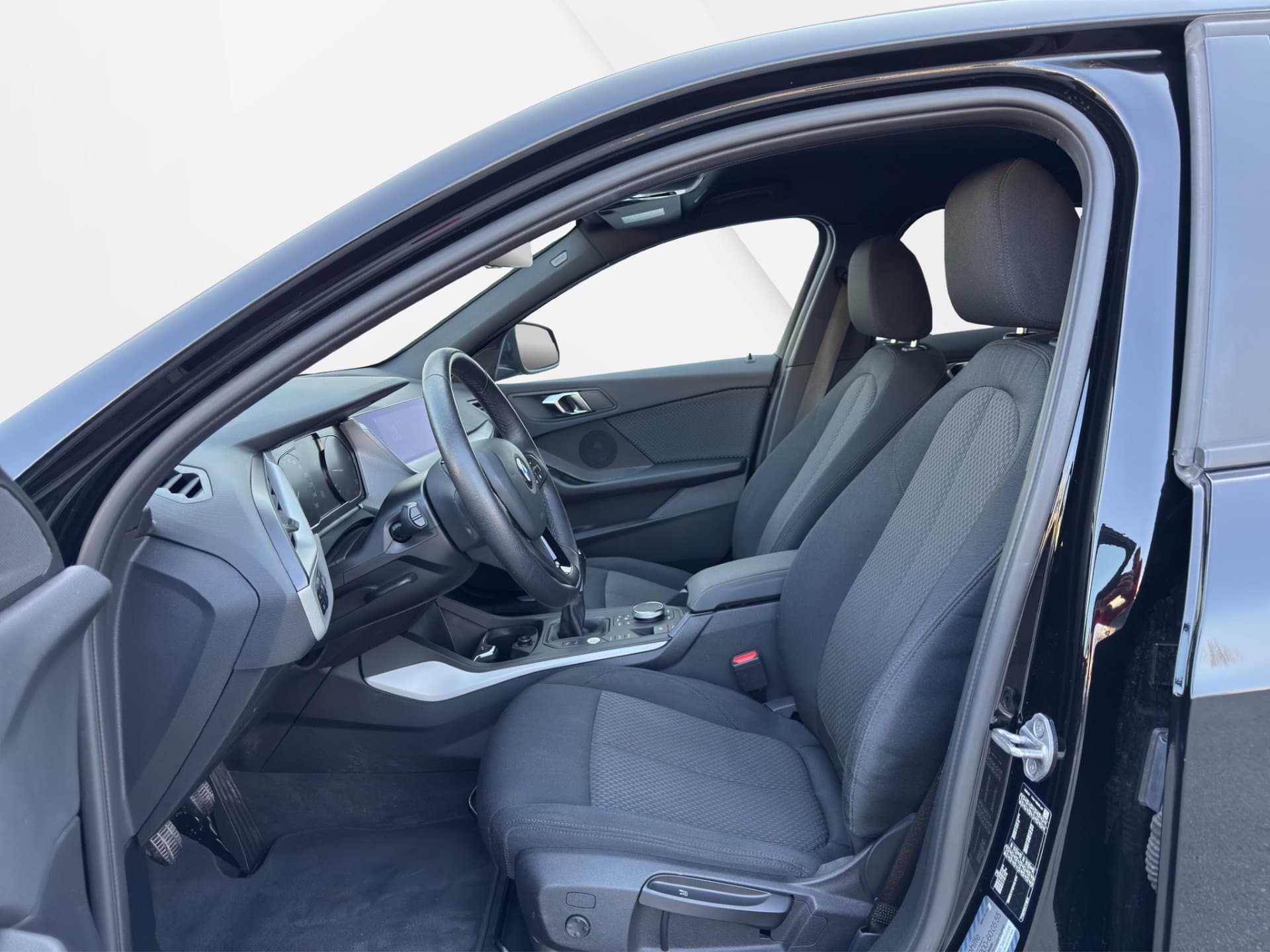 BMW 116i - Thumbnail 9