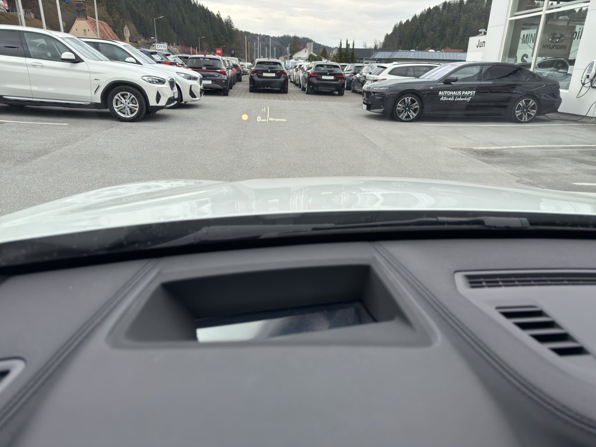 BMW X1 xDrive25e - Thumbnail 25