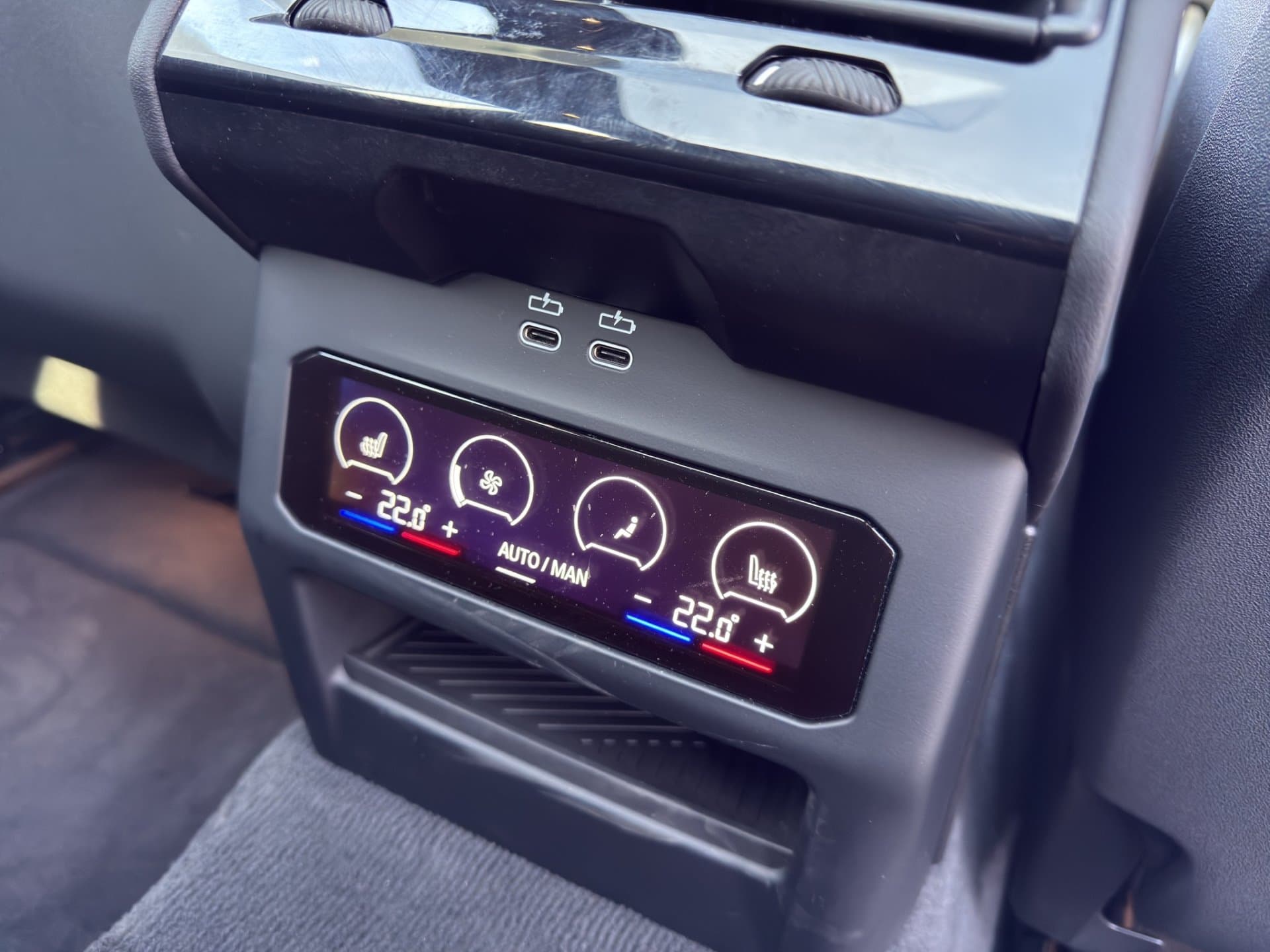 BMW 520d xDrive - Thumbnail 27