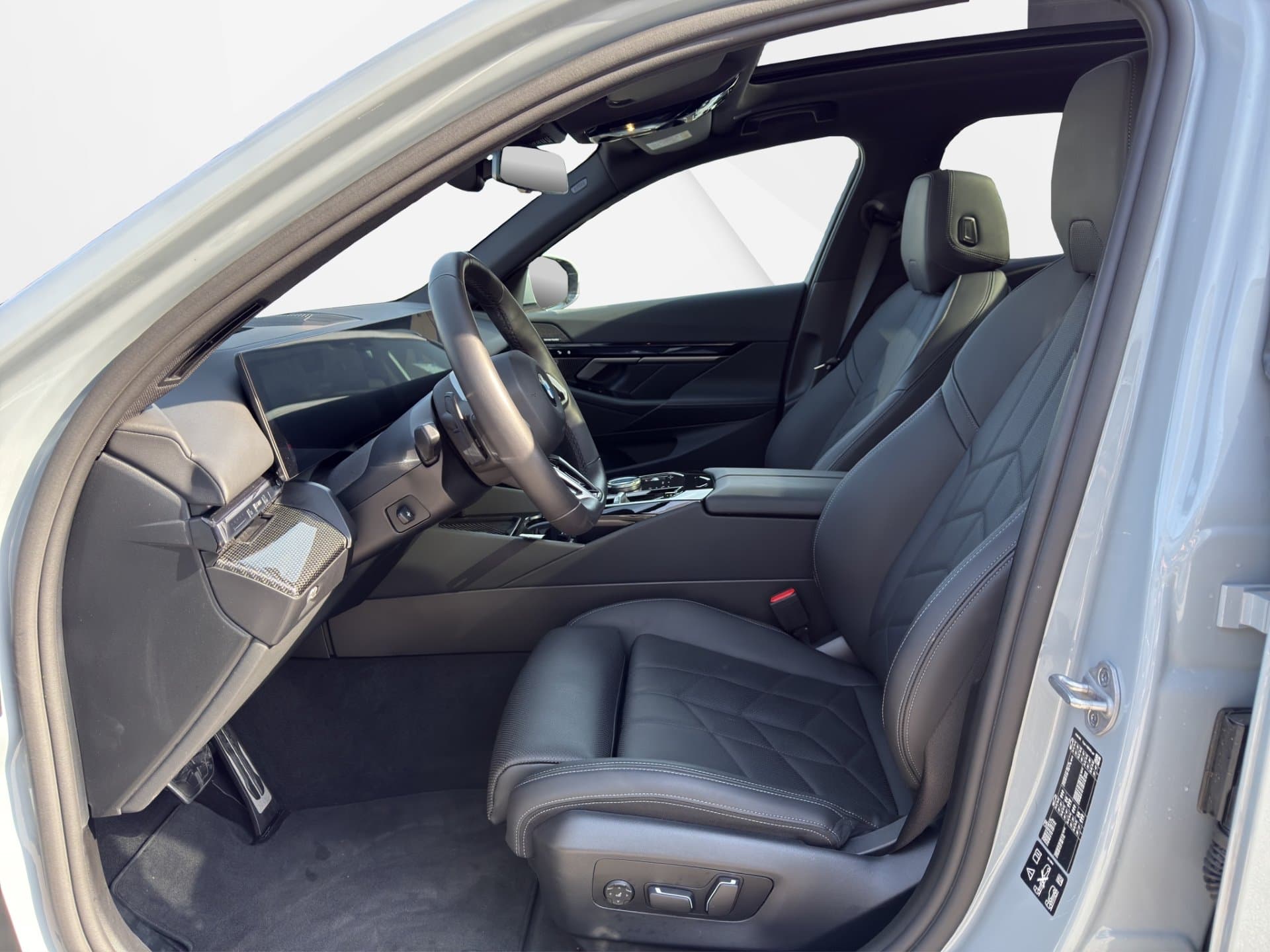 BMW 520d xDrive - Thumbnail 9