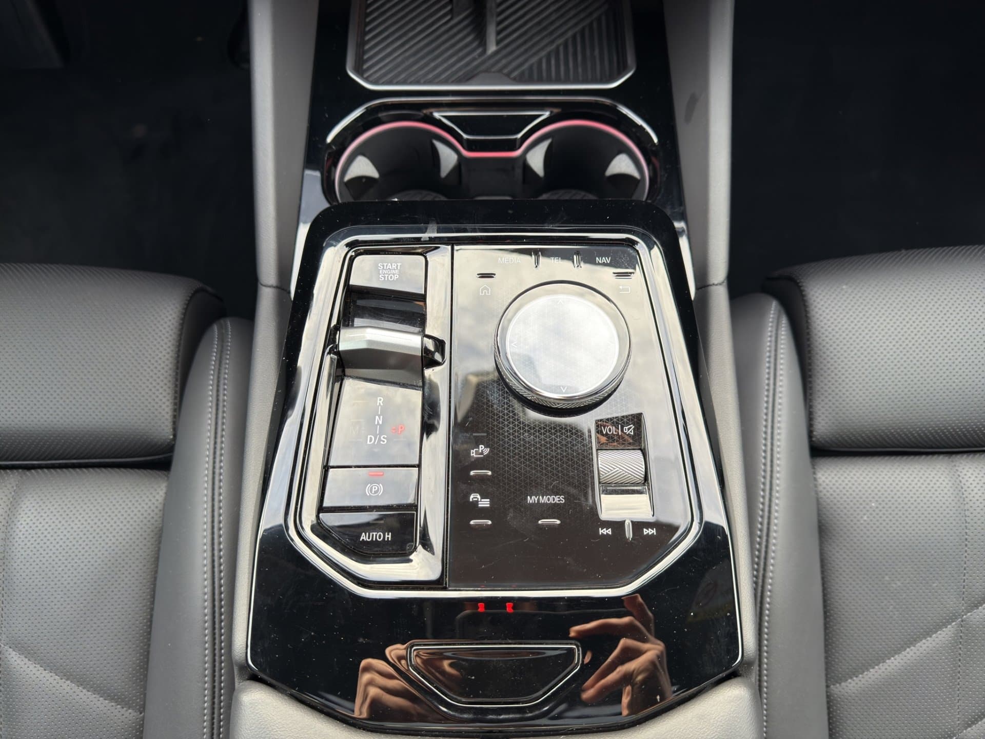 BMW 520d xDrive - Thumbnail 14