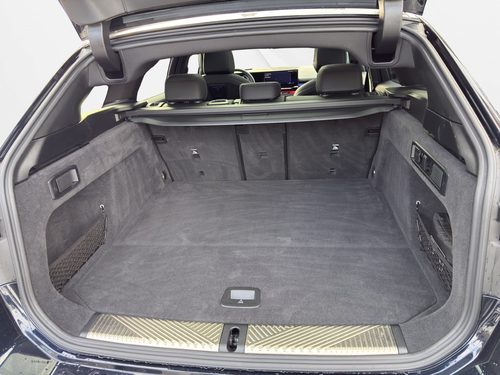 BMW 520d xDrive - Thumbnail 15