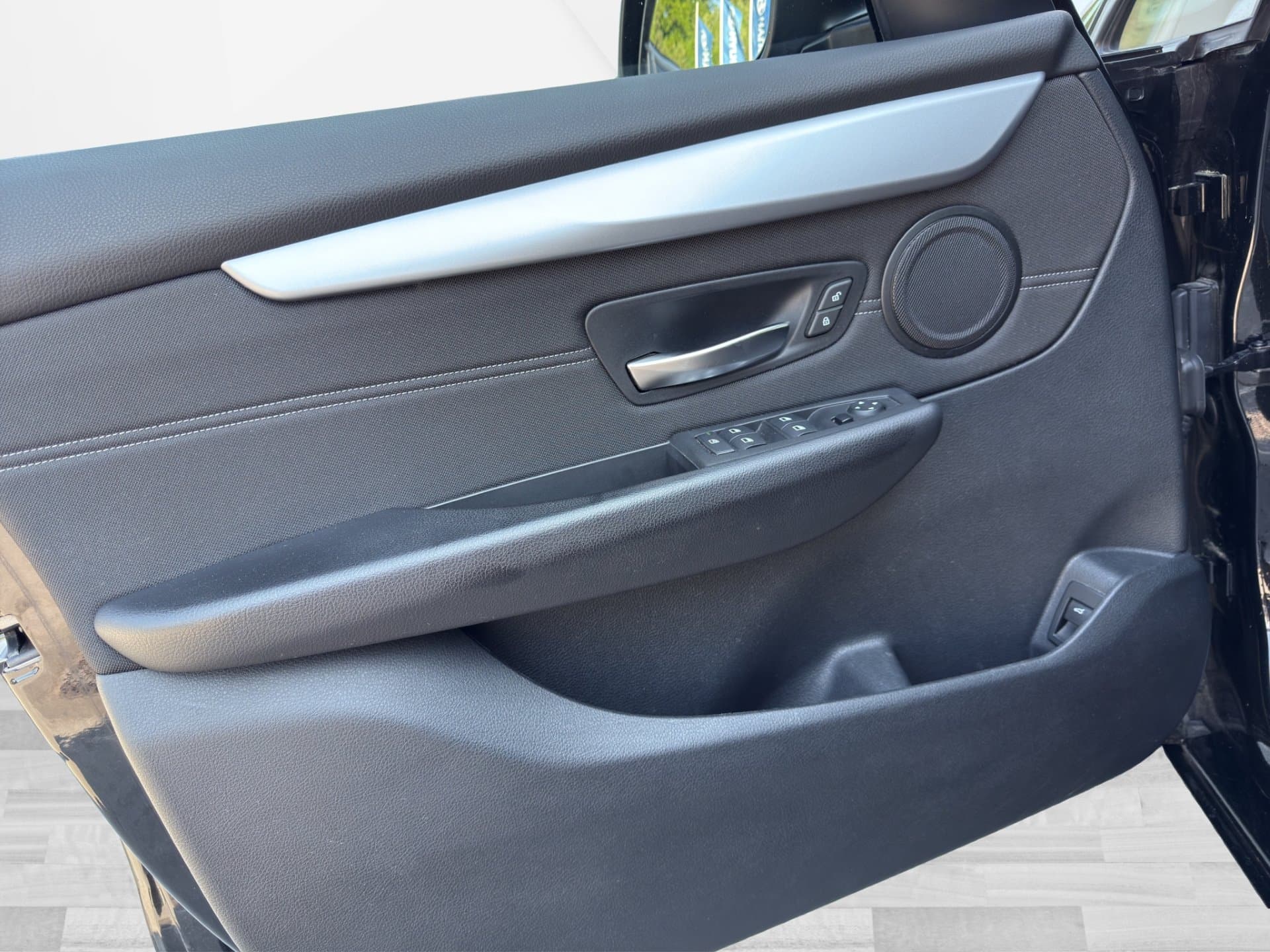 BMW 218d - Thumbnail 14