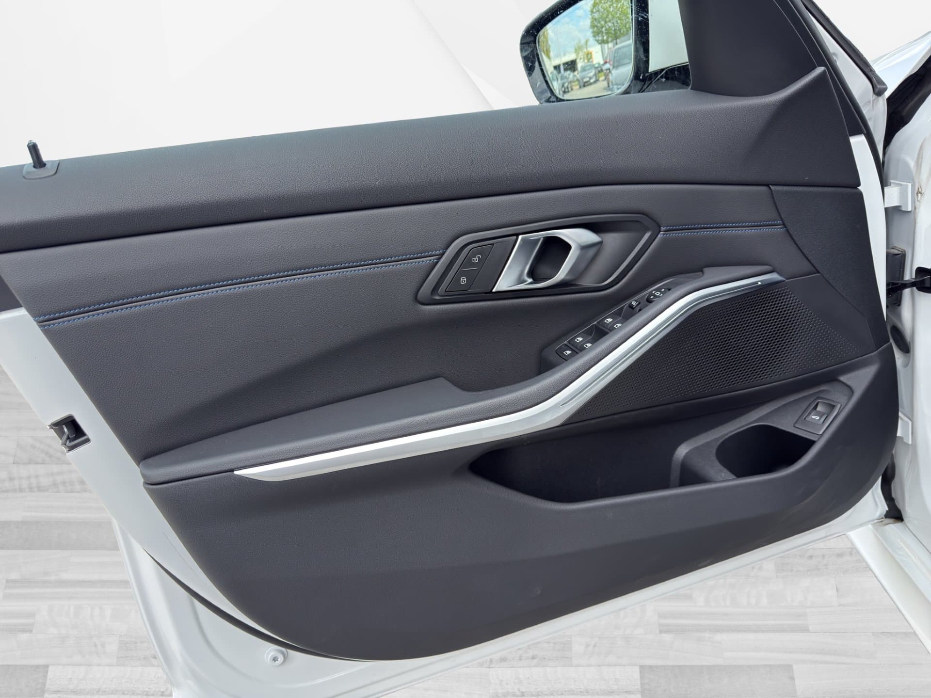 BMW 320d xDrive - Thumbnail 14