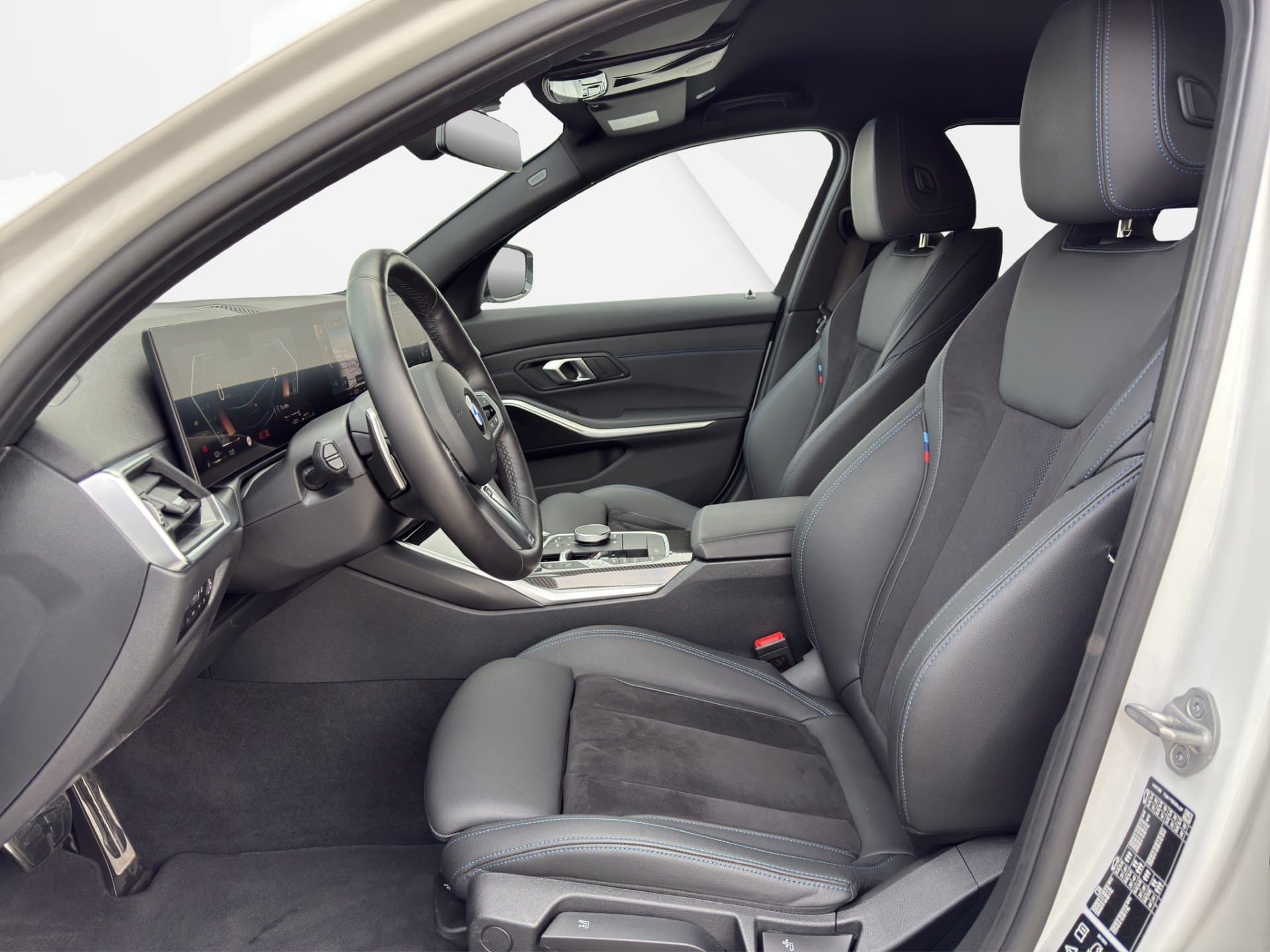 BMW 320d xDrive - Thumbnail 9