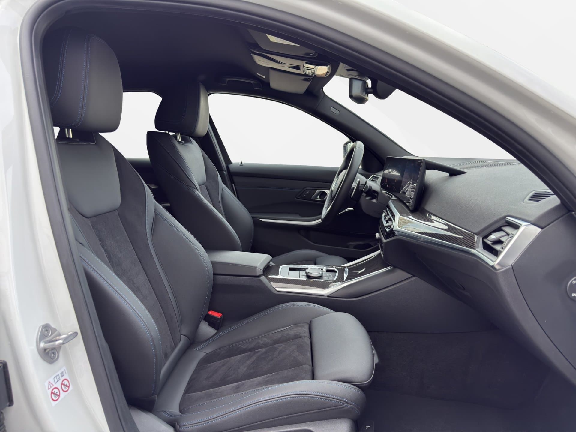 BMW 320d xDrive - Thumbnail 10