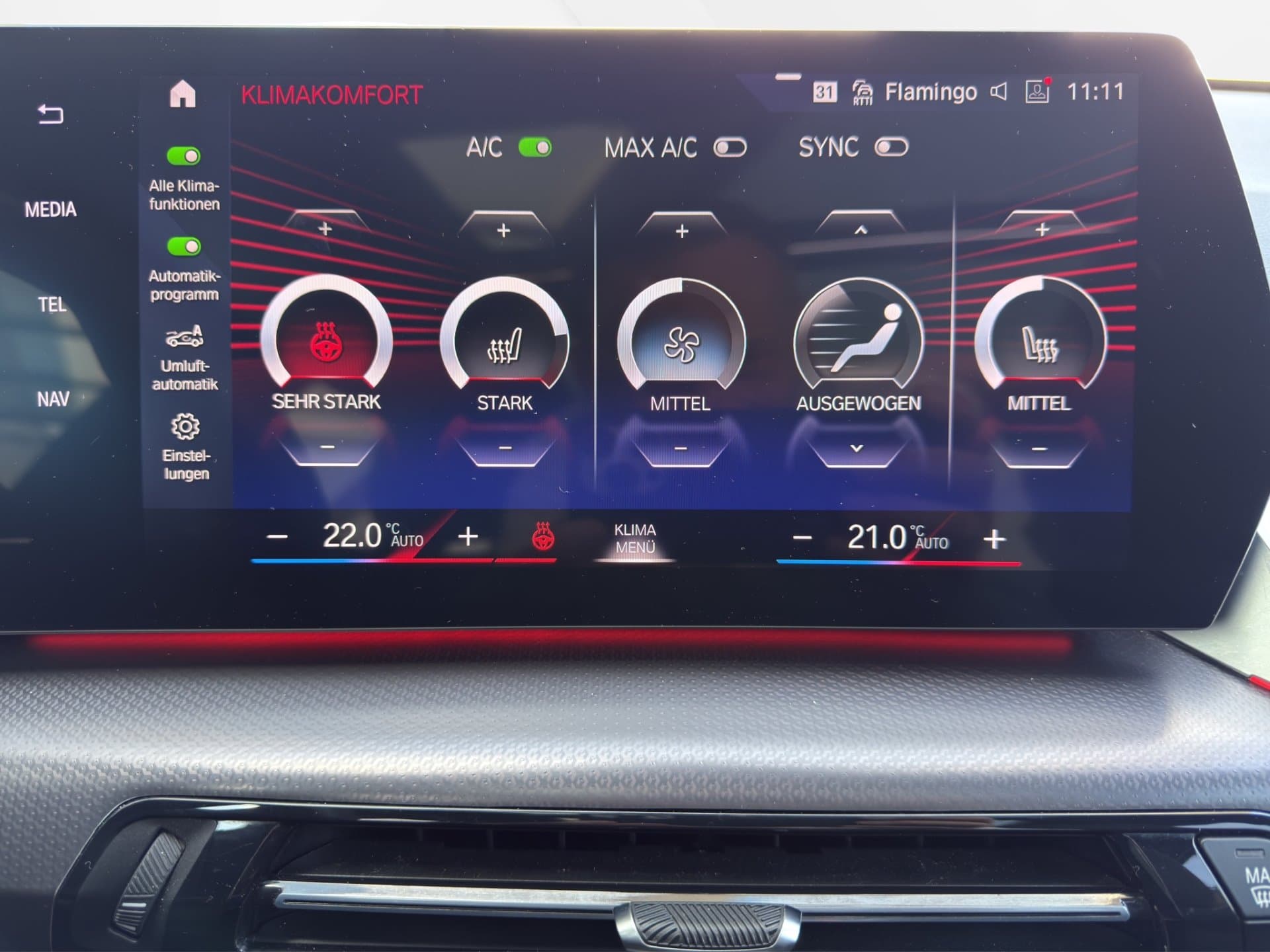 BMW X1 xDrive20d - Thumbnail 27