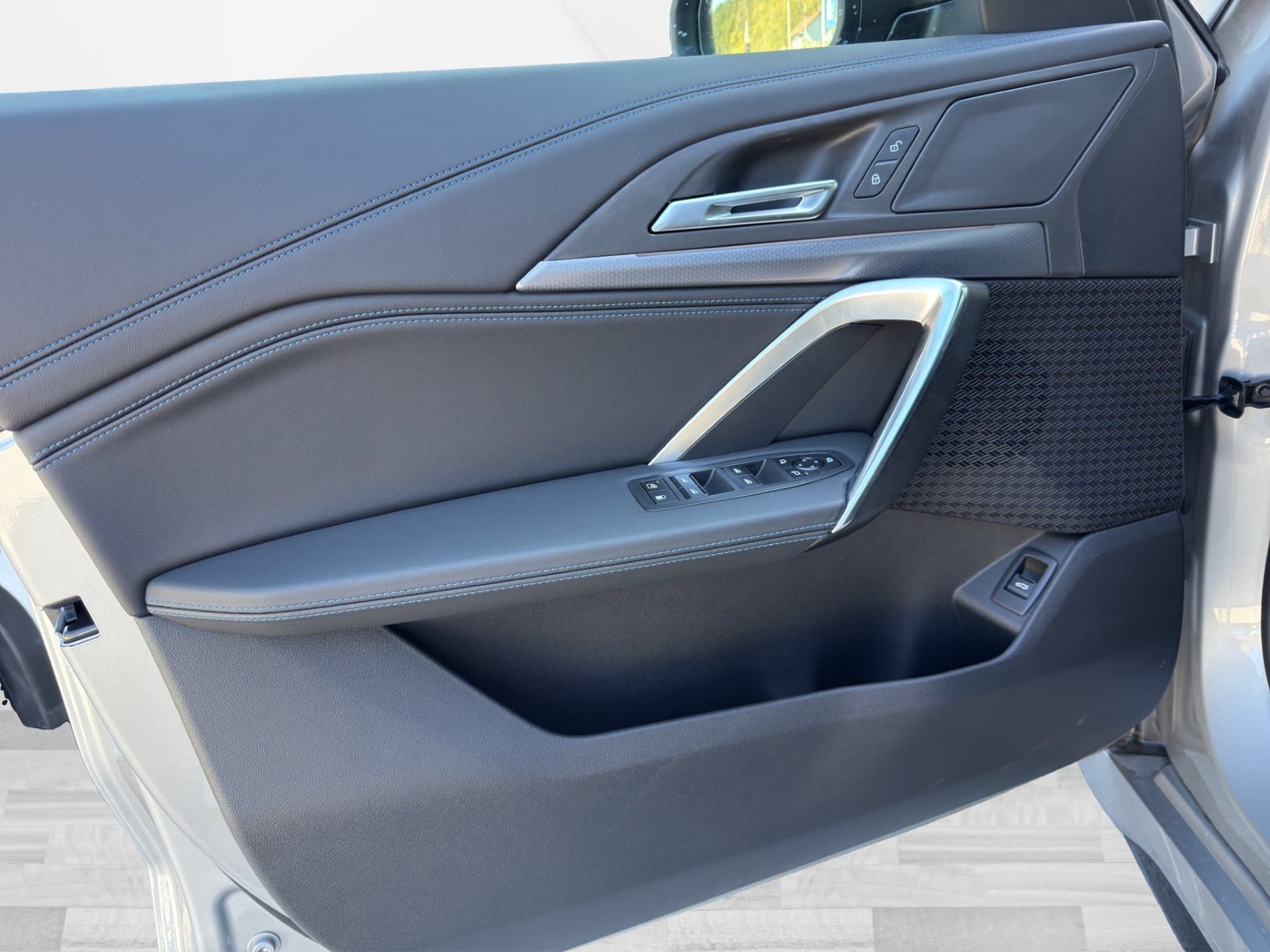 BMW X1 xDrive25e - Thumbnail 14