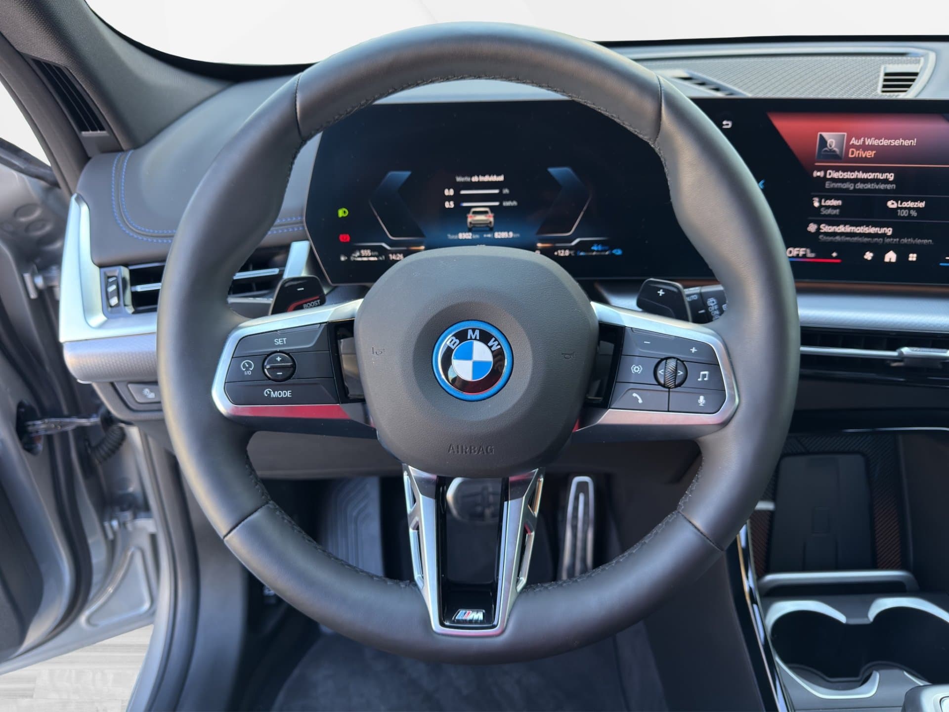 BMW X1 xDrive25e - Thumbnail 17