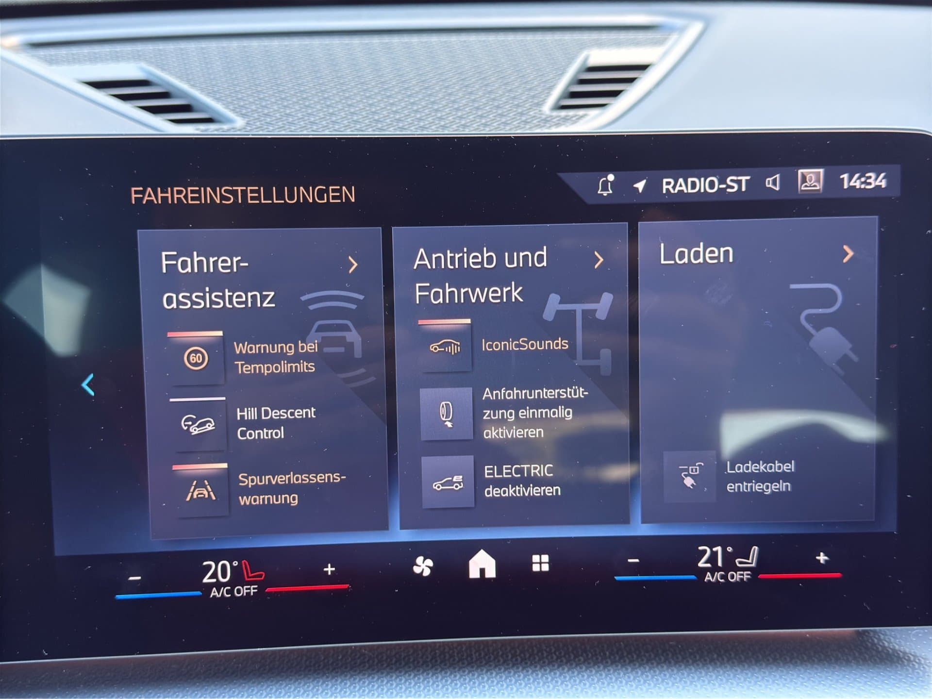 BMW X1 xDrive25e - Thumbnail 35