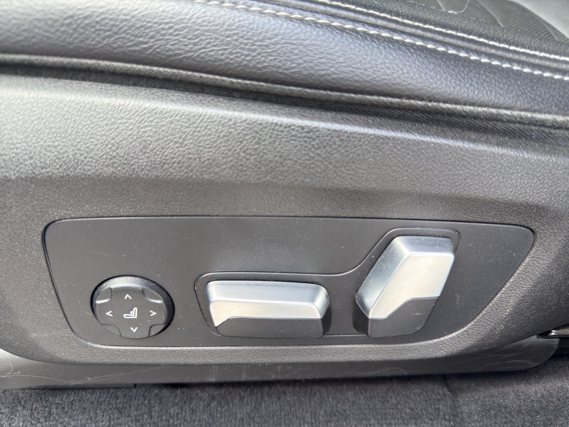 BMW X3 xDrive30d - Thumbnail 22