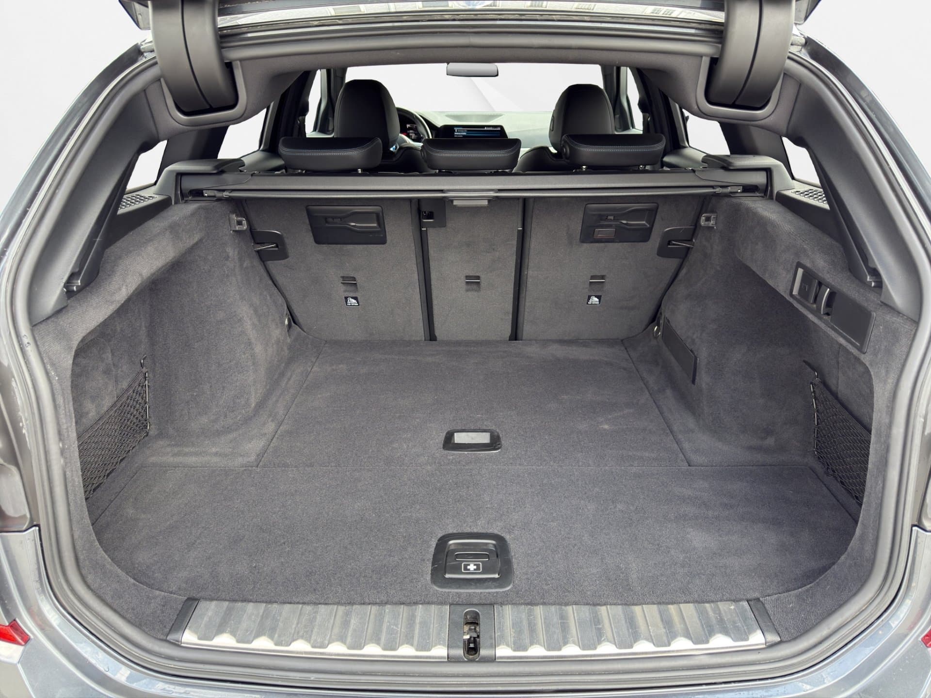 BMW 320d - Thumbnail 15