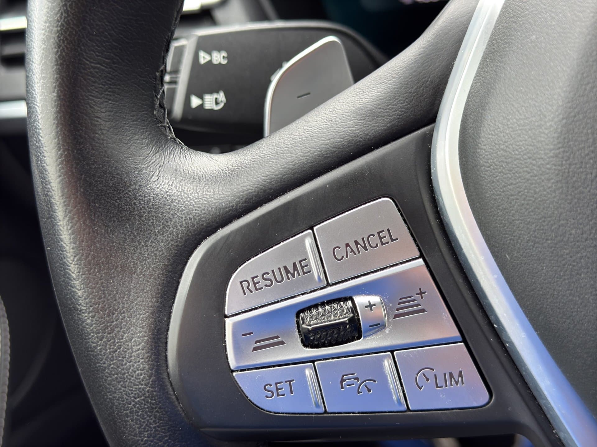 BMW X4 xDrive 20d - Thumbnail 19